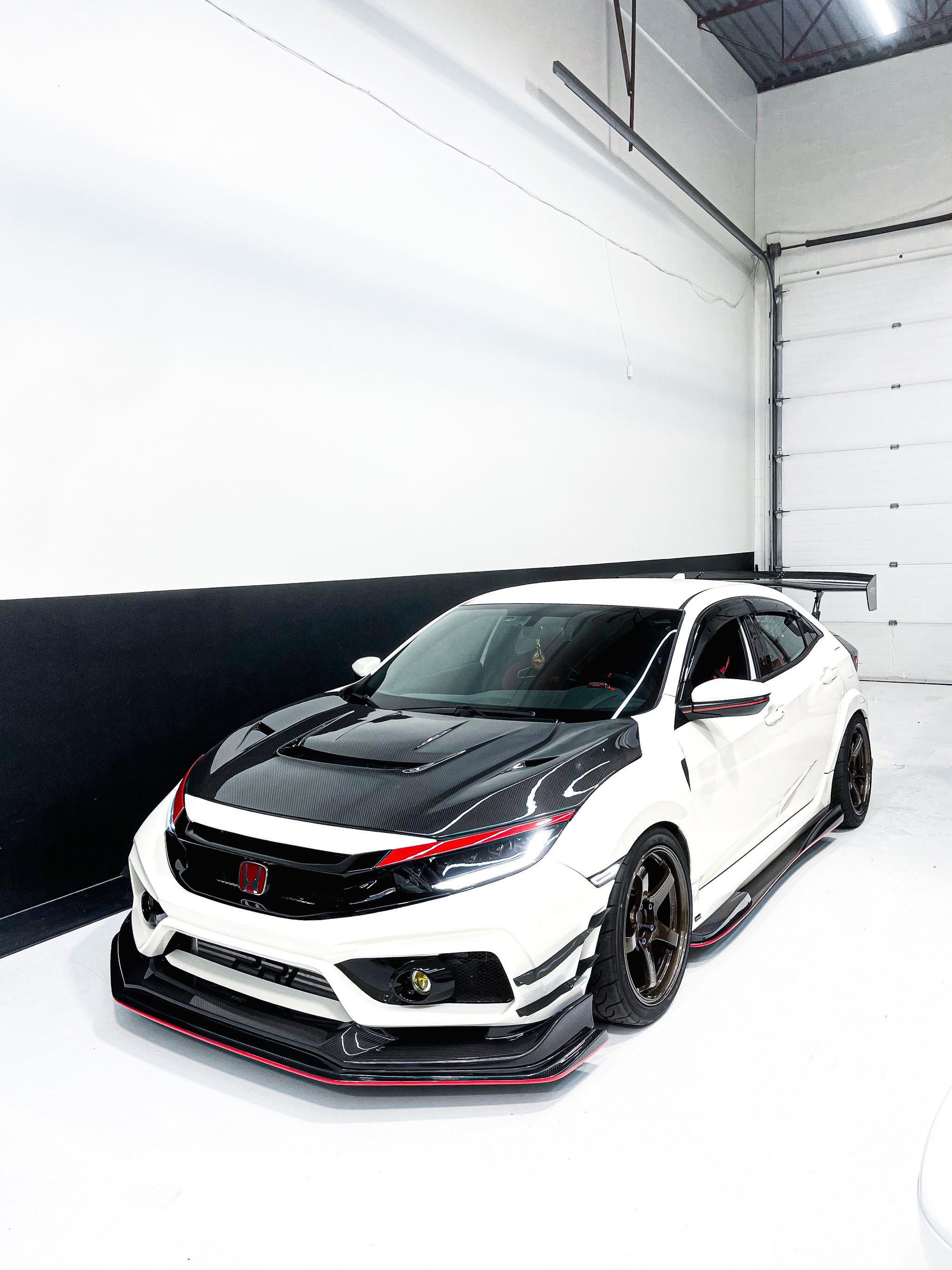 TRAVIS' VARIS FK8 V2