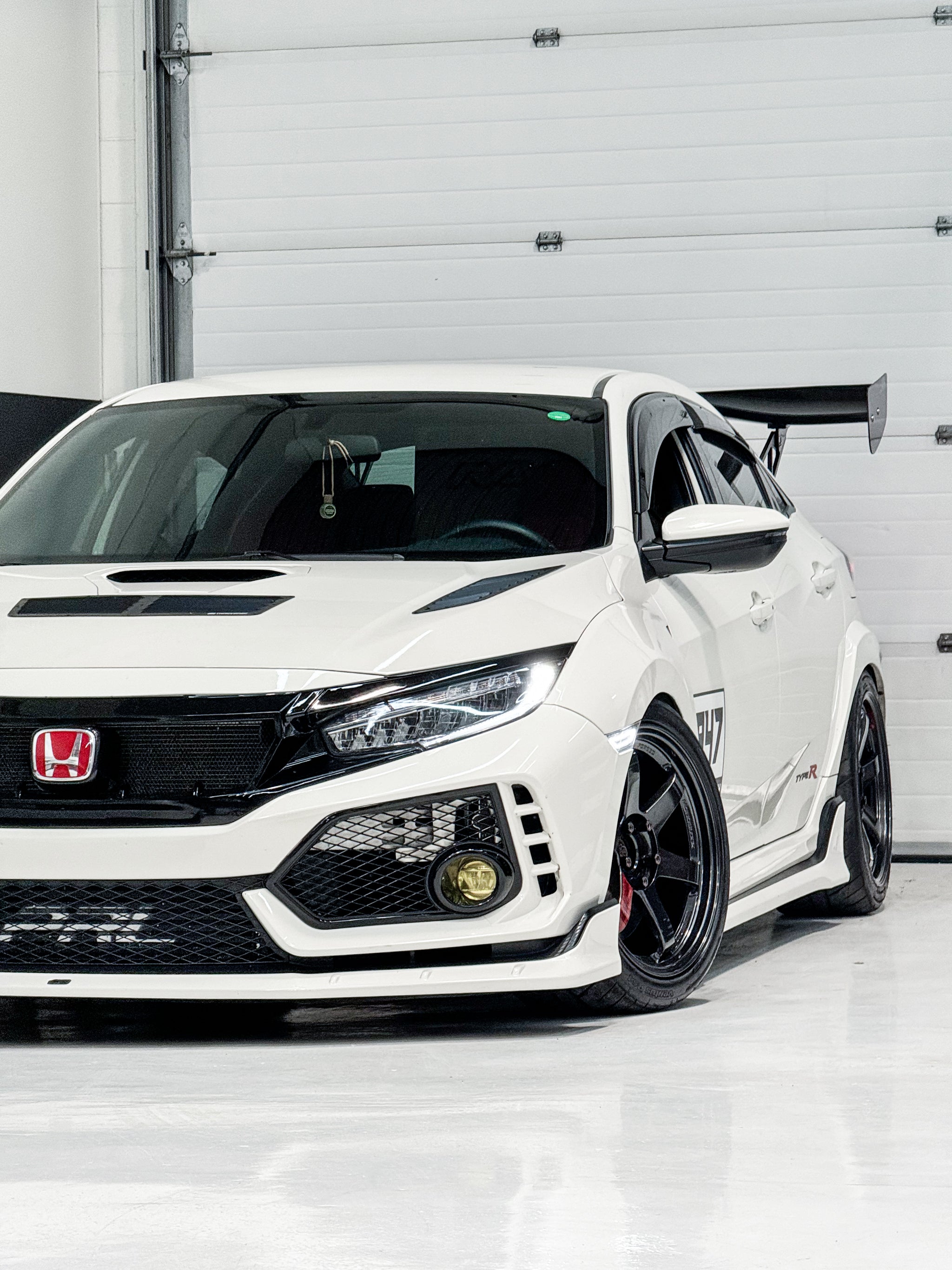 Fk8 Type R Cream RJ'S FK8 TYPE R - Sub 60 Racing | Your JDM specialist