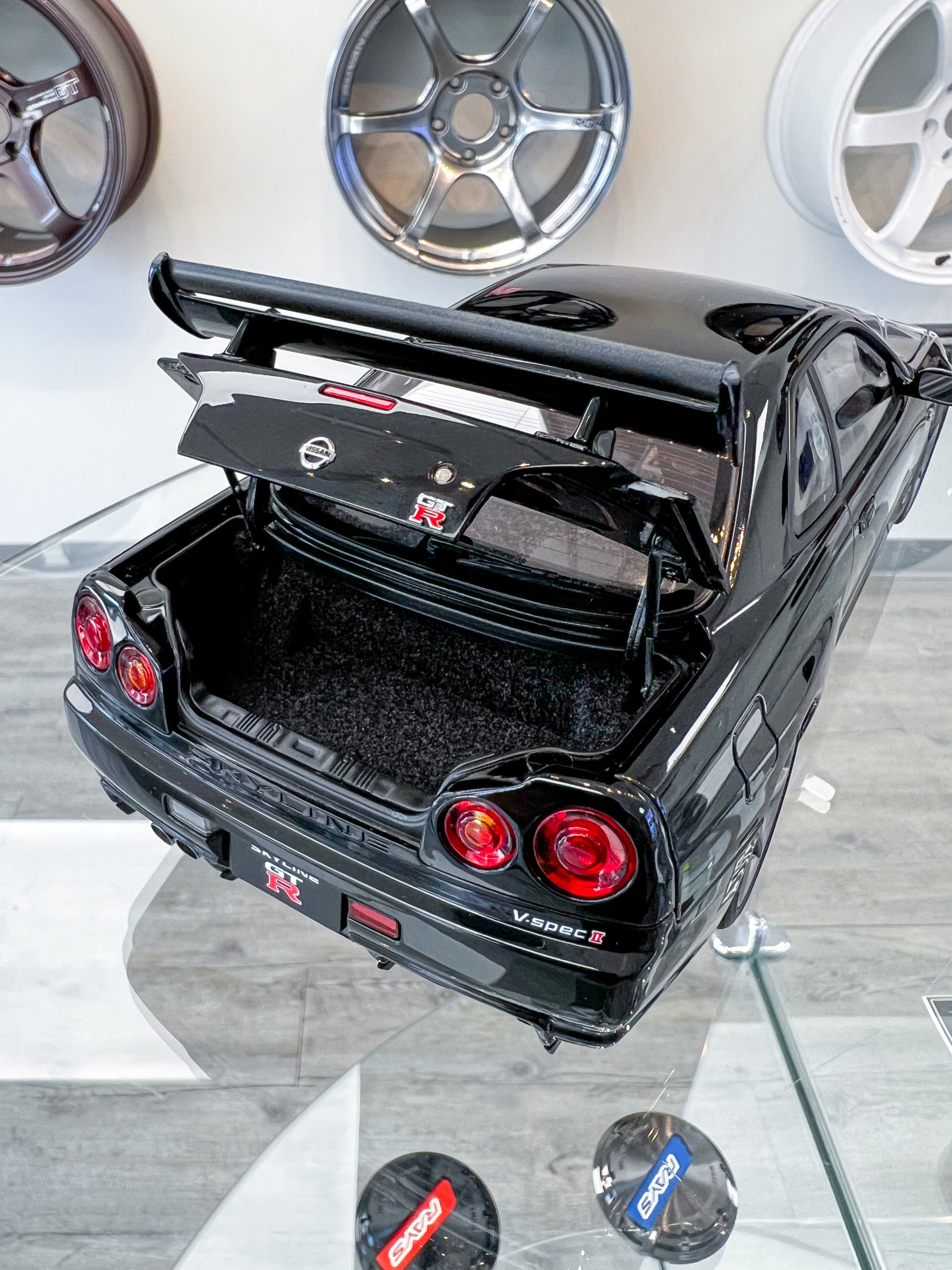 AUTOart NISSAN SKYLINE R34 GT-R BLACK