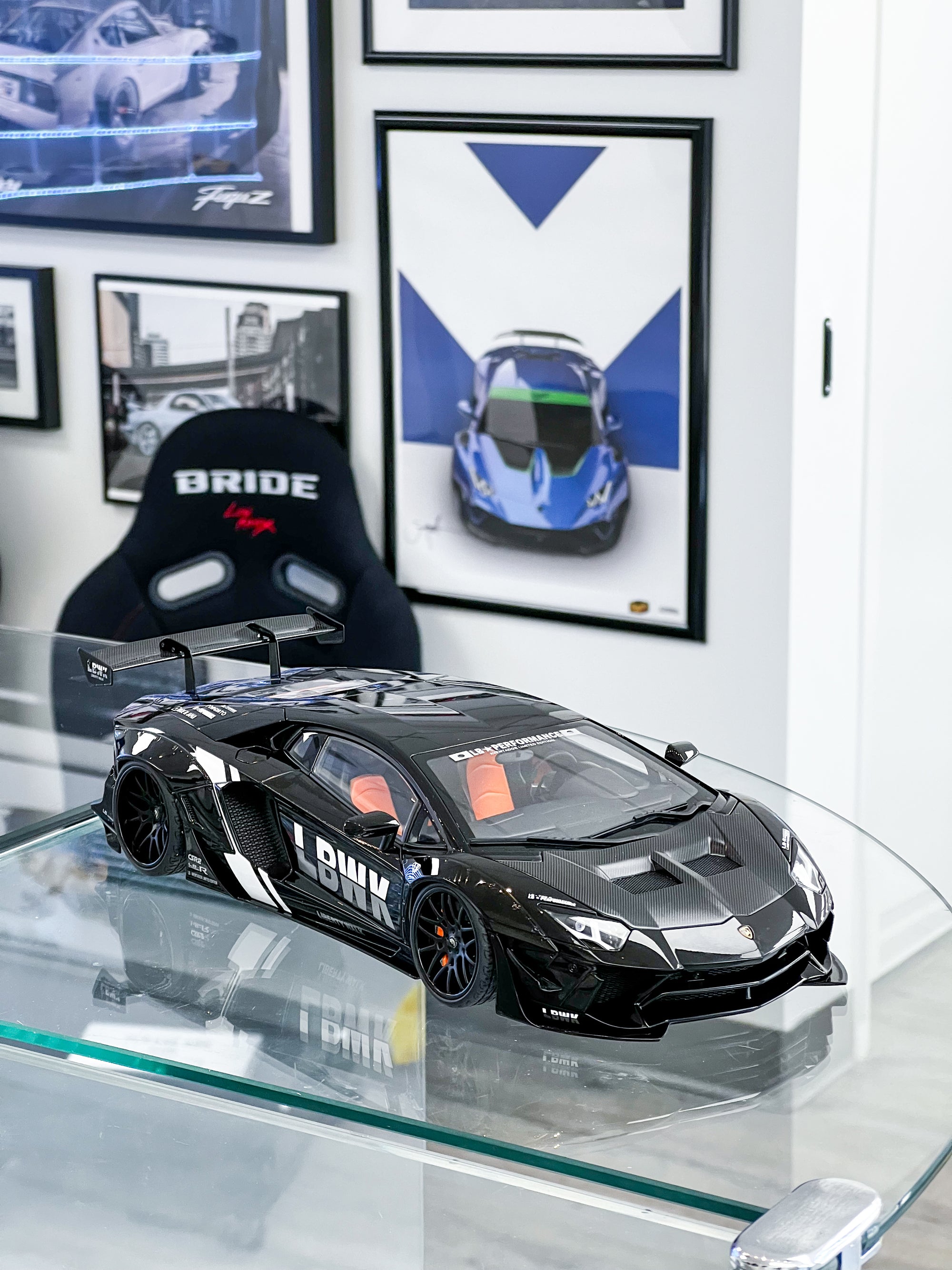 AUTOart LIBERTY WALK AVENTADOR BLACK