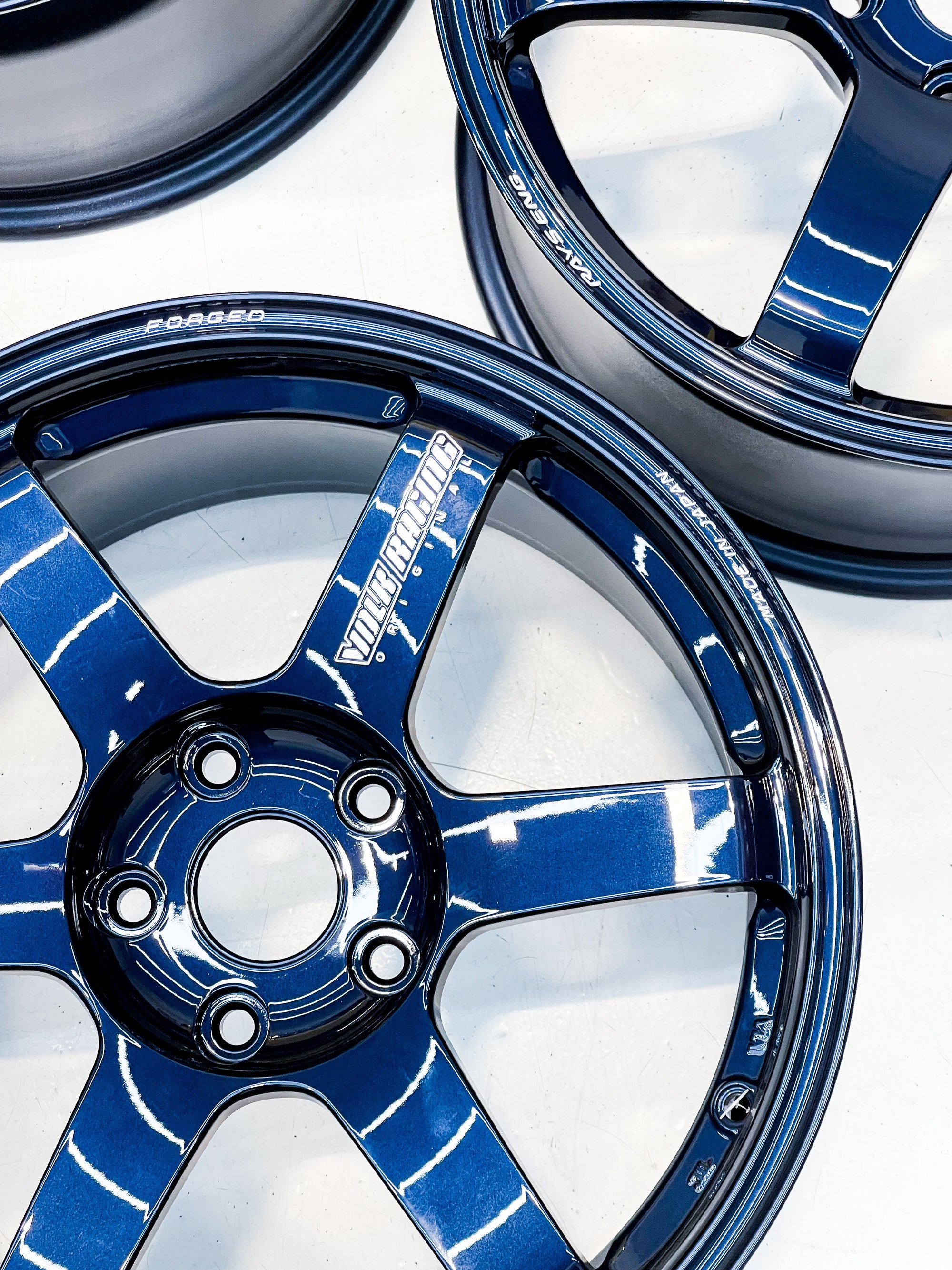 VOLK RACING TE37 SAGA S-PLUS 18X9.5 +45 5X120 MB FK8 FL5