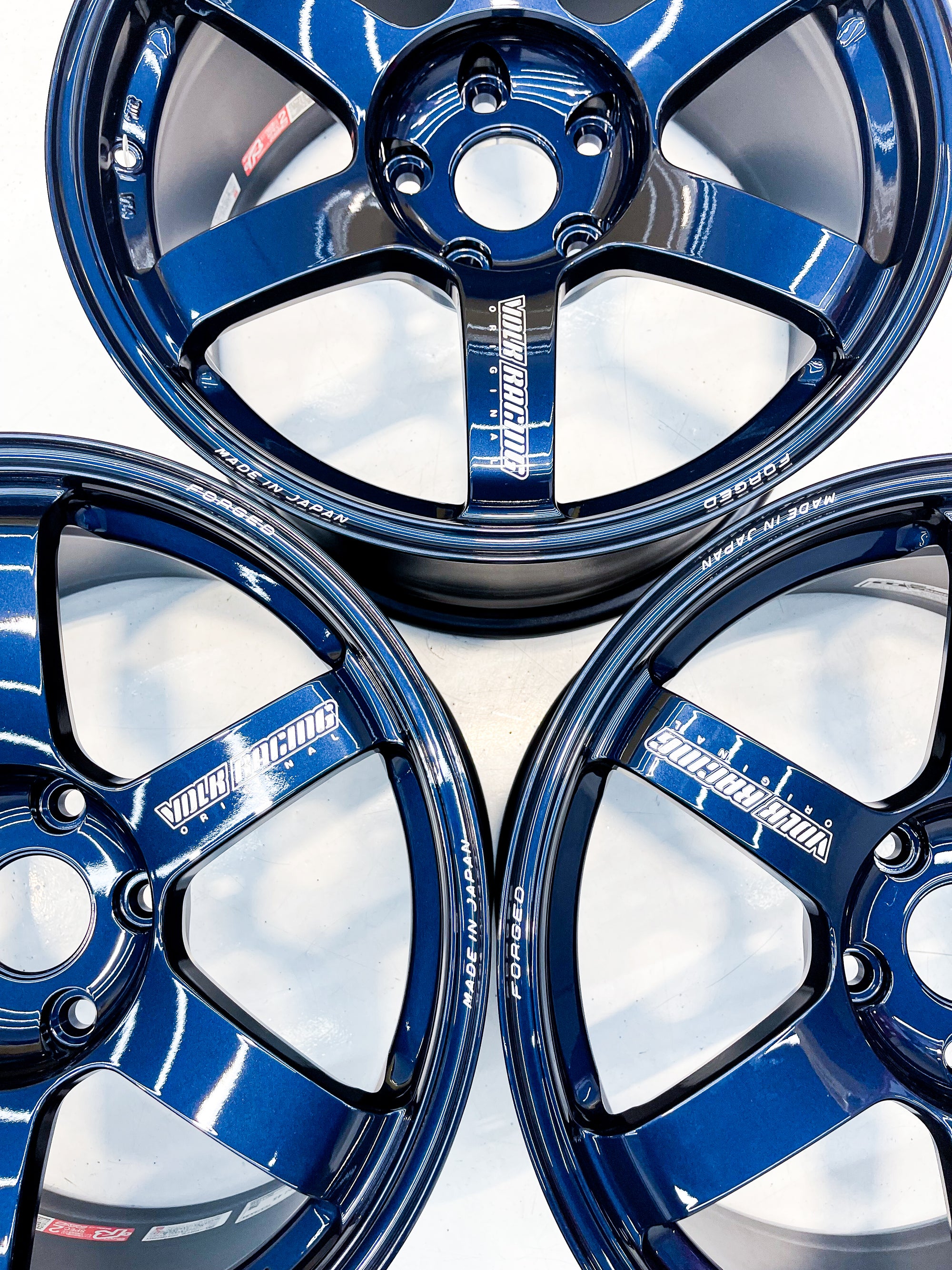 VOLK RACING TE37 SAGA S-PLUS 18X9.5 +45 5X120 MB FK8 FL5