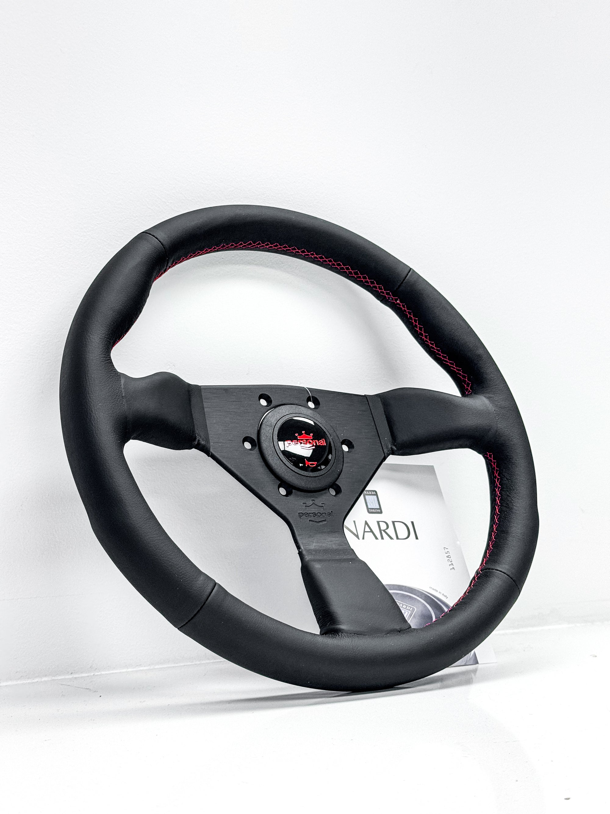 PERSONAL NEO GRINTA STEERING WHEEL