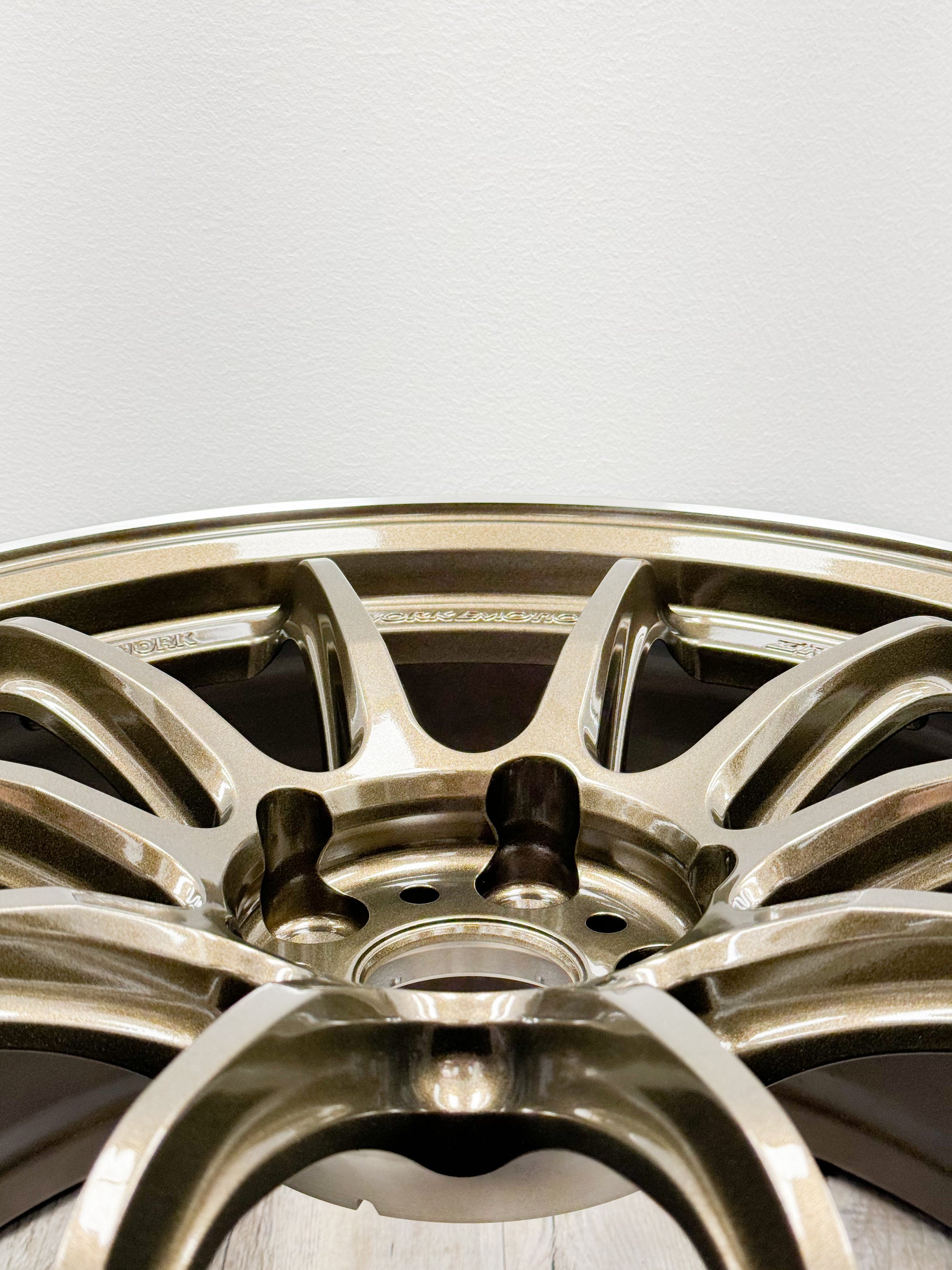 WORK EMOTION ZR10 18X9.5 +38 5X114.3 HGLC