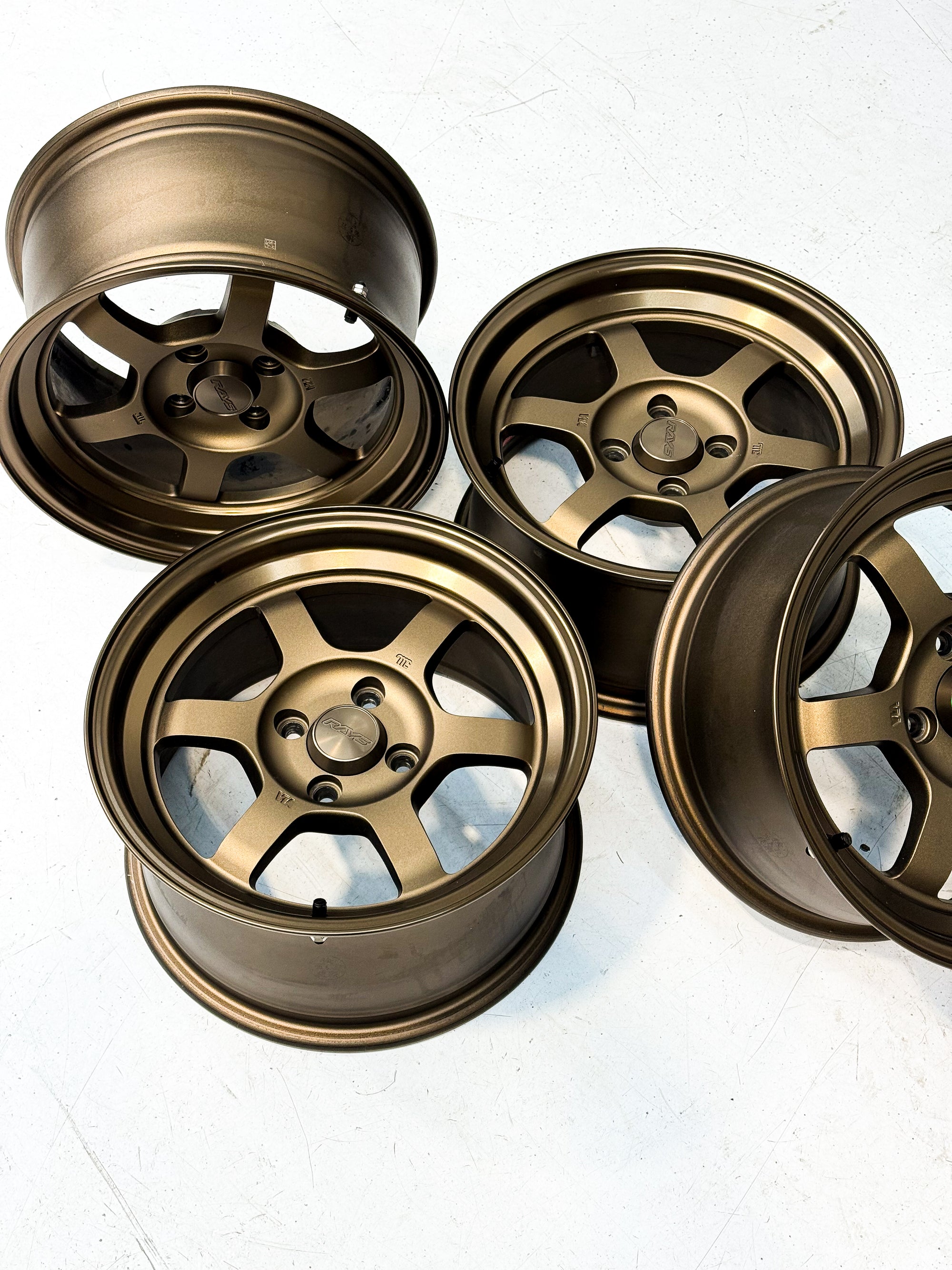 PRE-OWNED VOLK RACING TE37V 15X8 +25 4X100 BRONZE