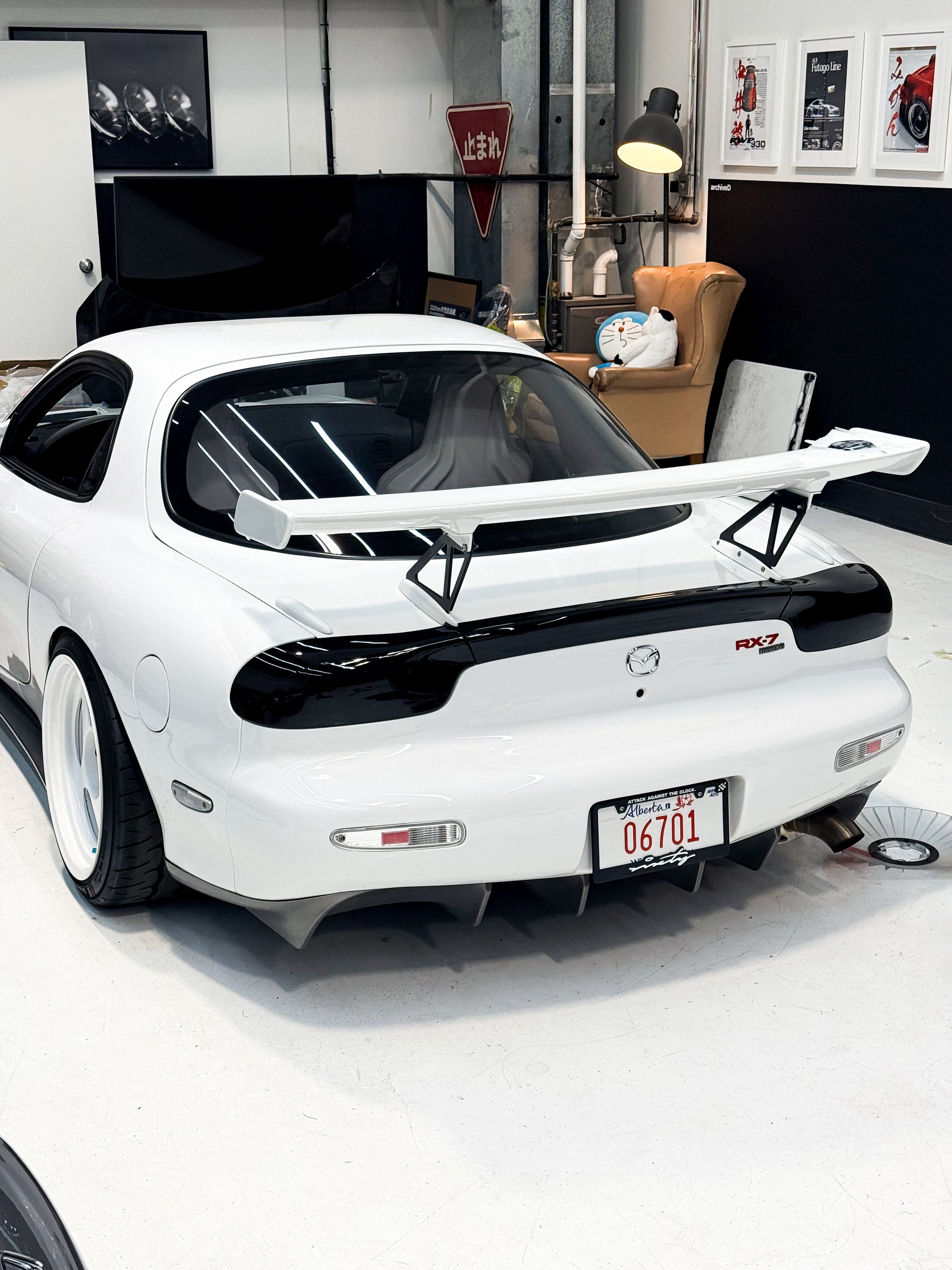 "SIXTY" PLATE FRAME by SUB 60 RACING