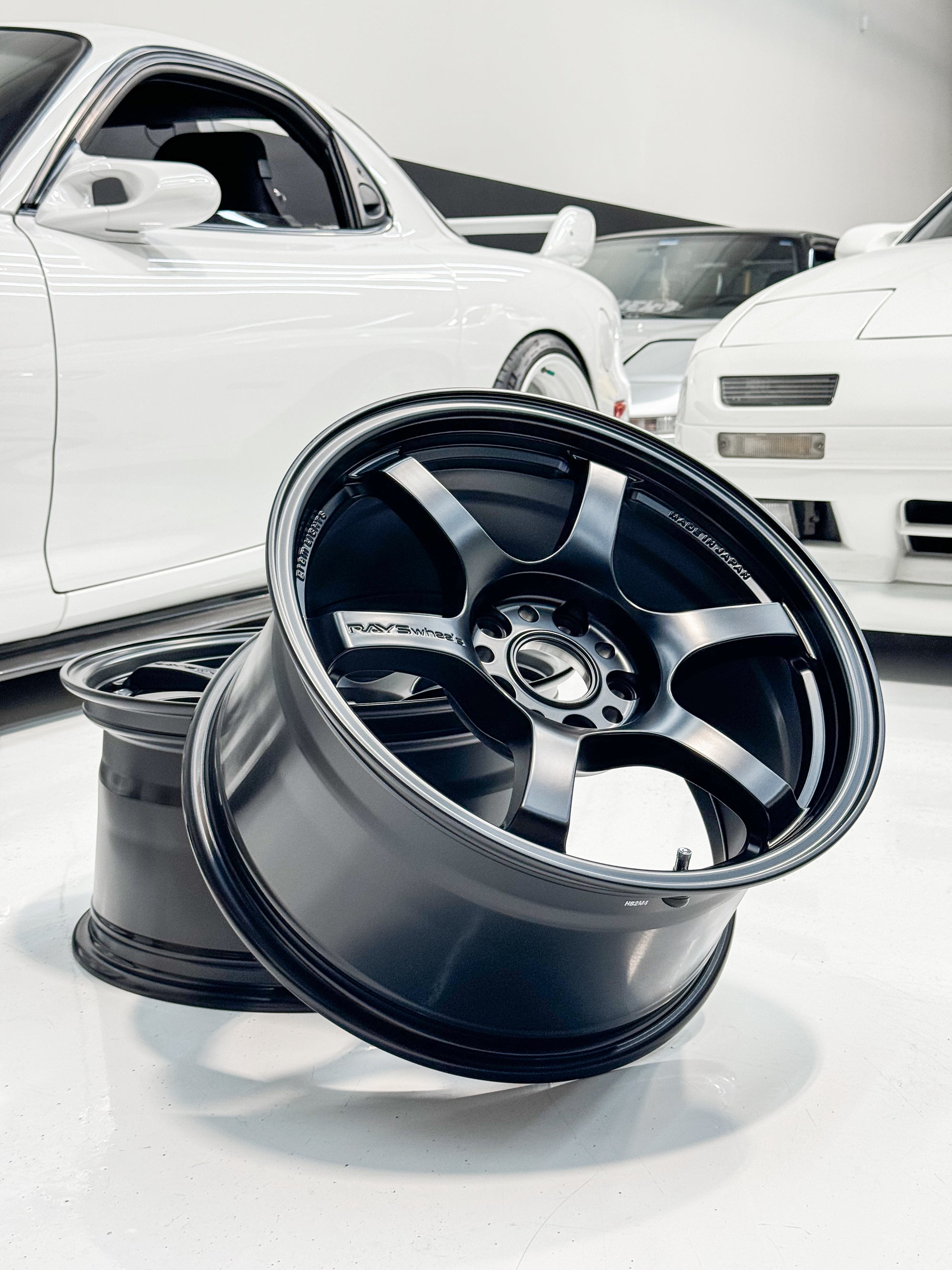 GRAM LIGHTS 57DR 17X9 +38 5X114.3 SB