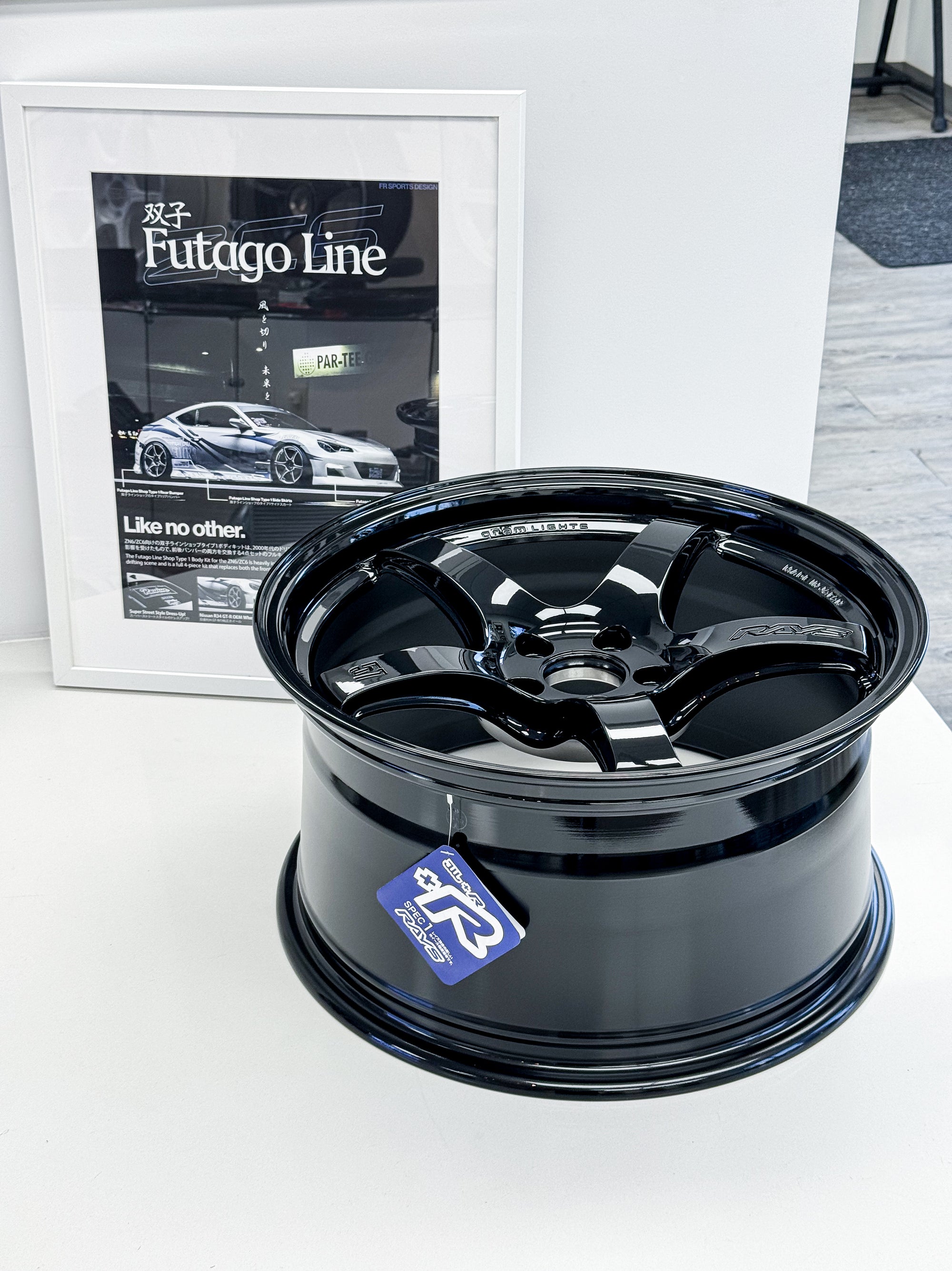 GRAM LIGHTS 57CR 17X9 +38 5X100 GX