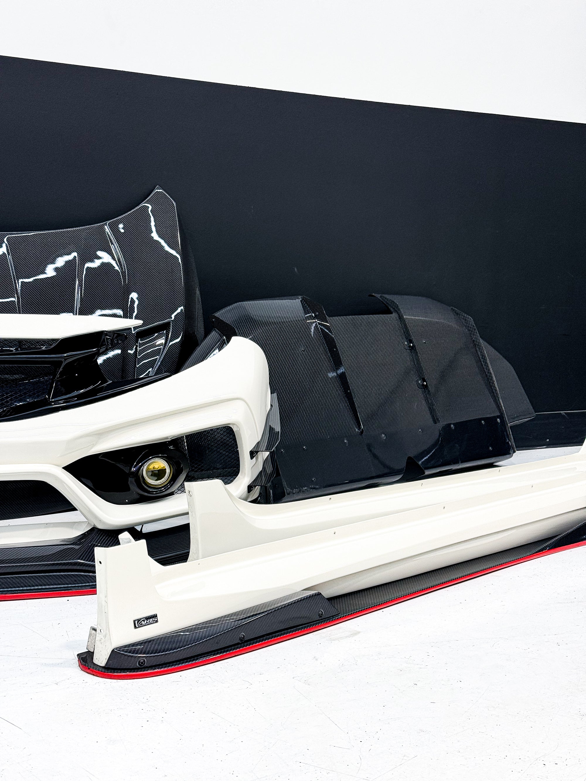 VARIS CIVIC TYPE-R FK8 KIT CHAMP WHITE