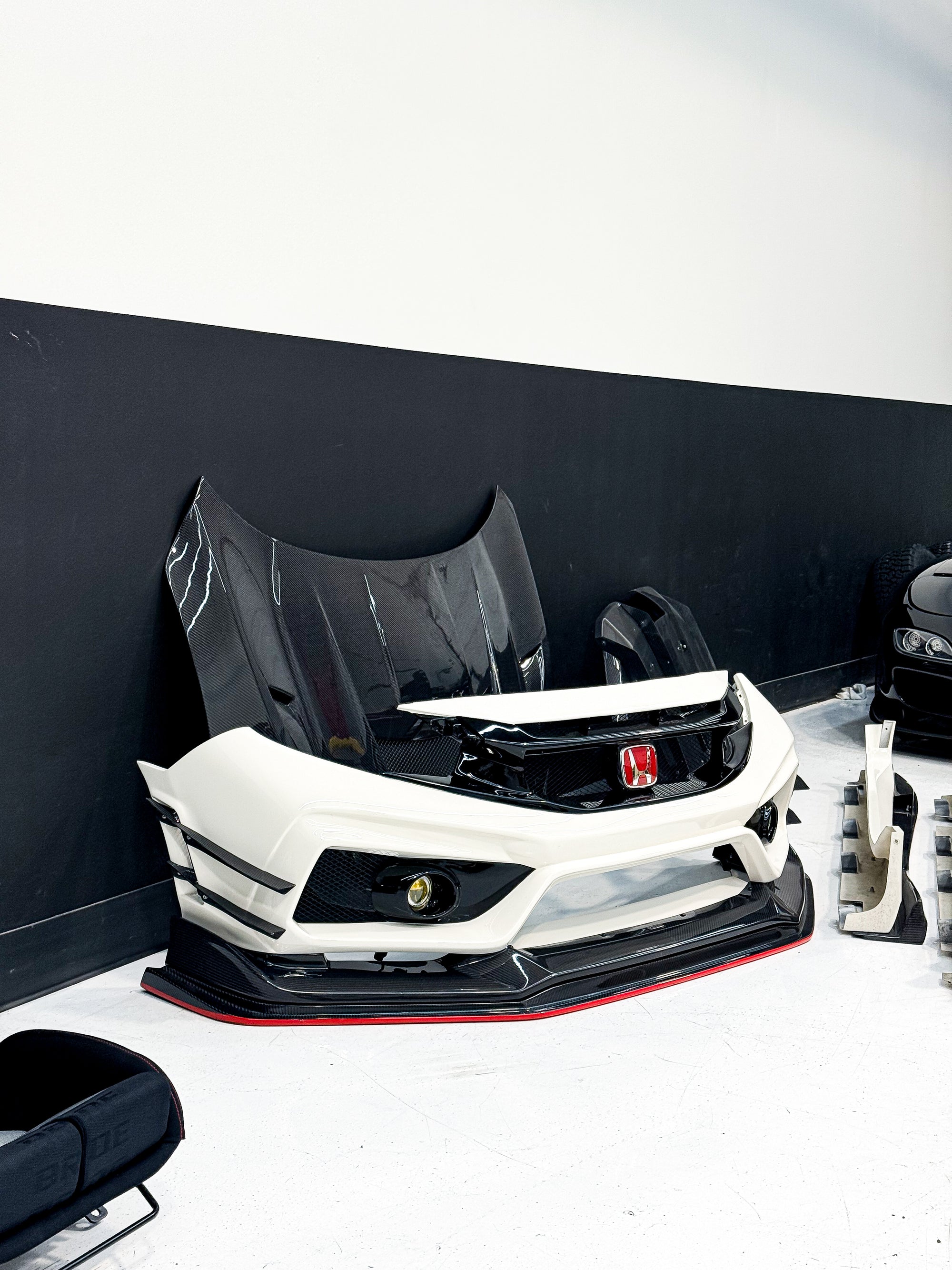 VARIS CIVIC TYPE-R FK8 KIT CHAMP WHITE