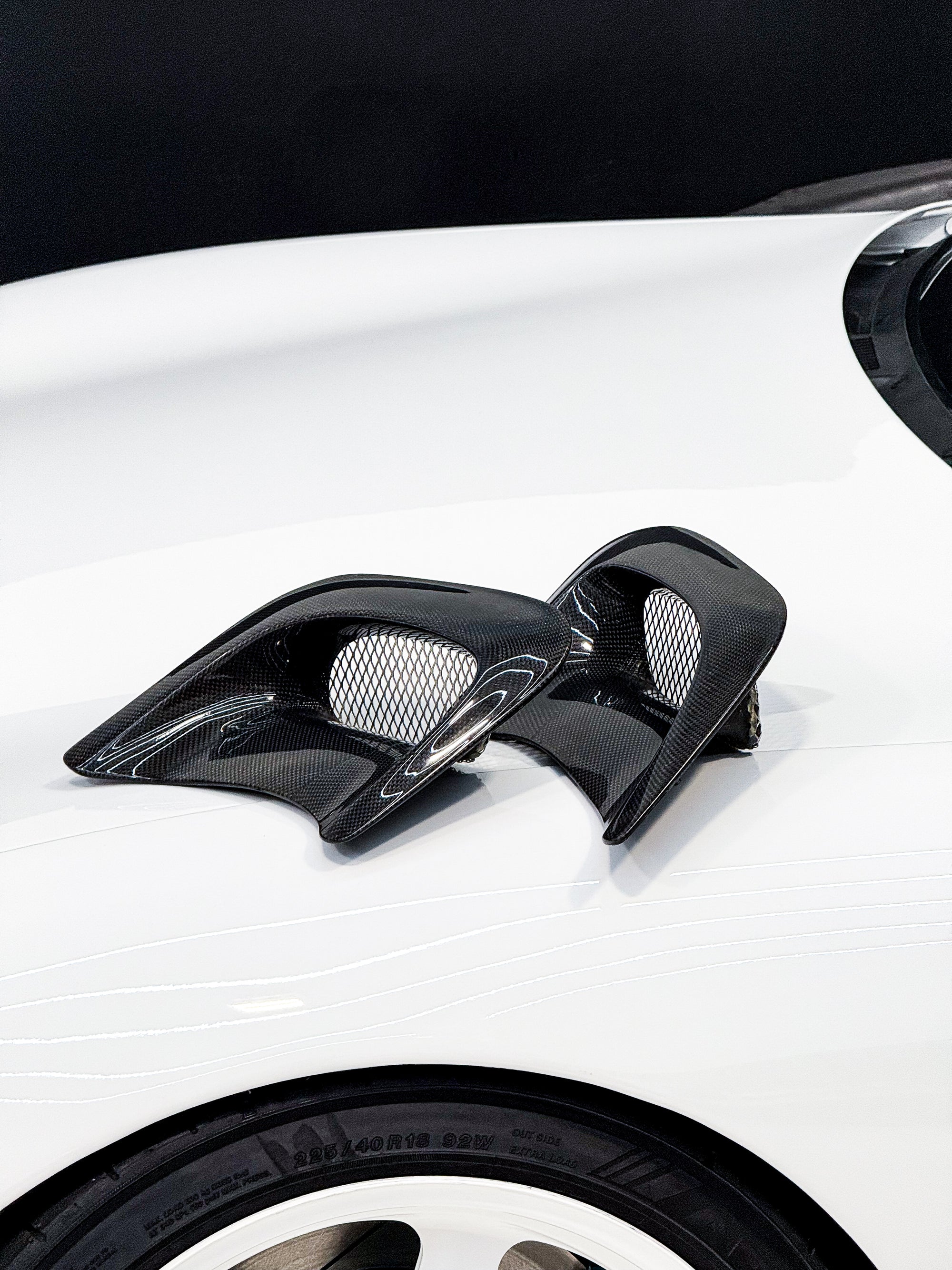 RE-Amemiya Fender Big Outlet Vents Carbon Fiber - FD3S