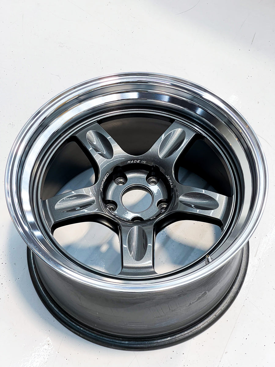 VOLK RACING 21C 18X10.5 +15 5X114.3 VC