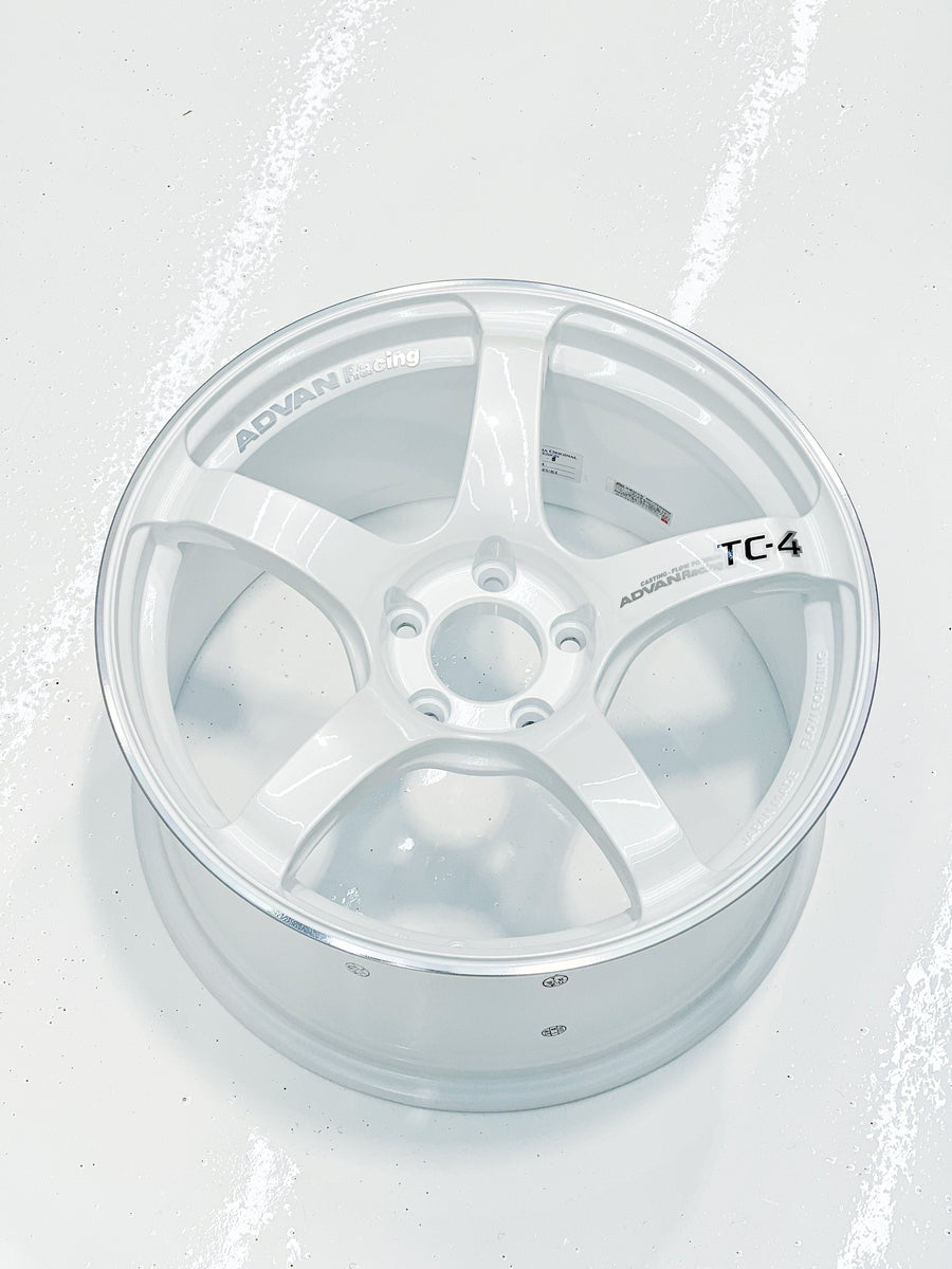 ADVAN RACING TC-4 18X9.5 +45 5X100 WMR