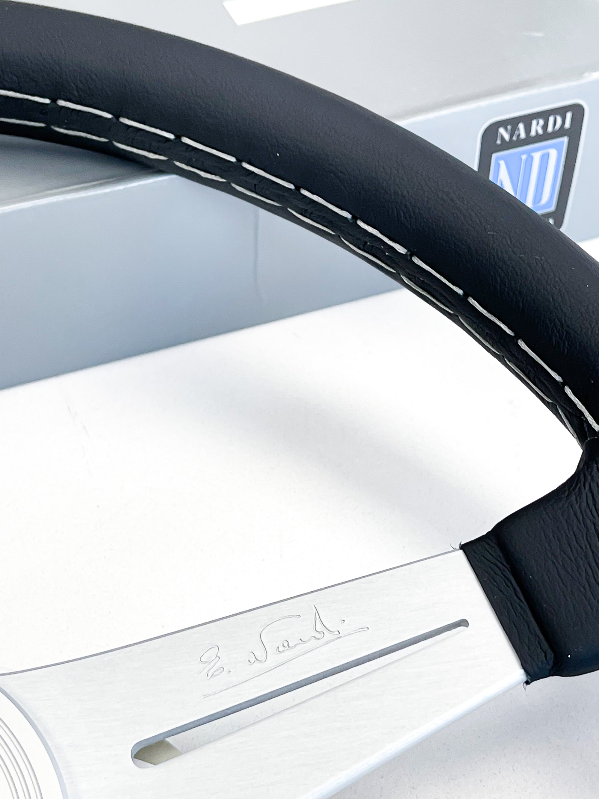 NARDI CLASSIC STEERING WHEEL SILVER SPOKE - Sub 60 Racing NARDI CLASSIC STEERING WHEEL SILVER SPOKE - Sub 60 Racing