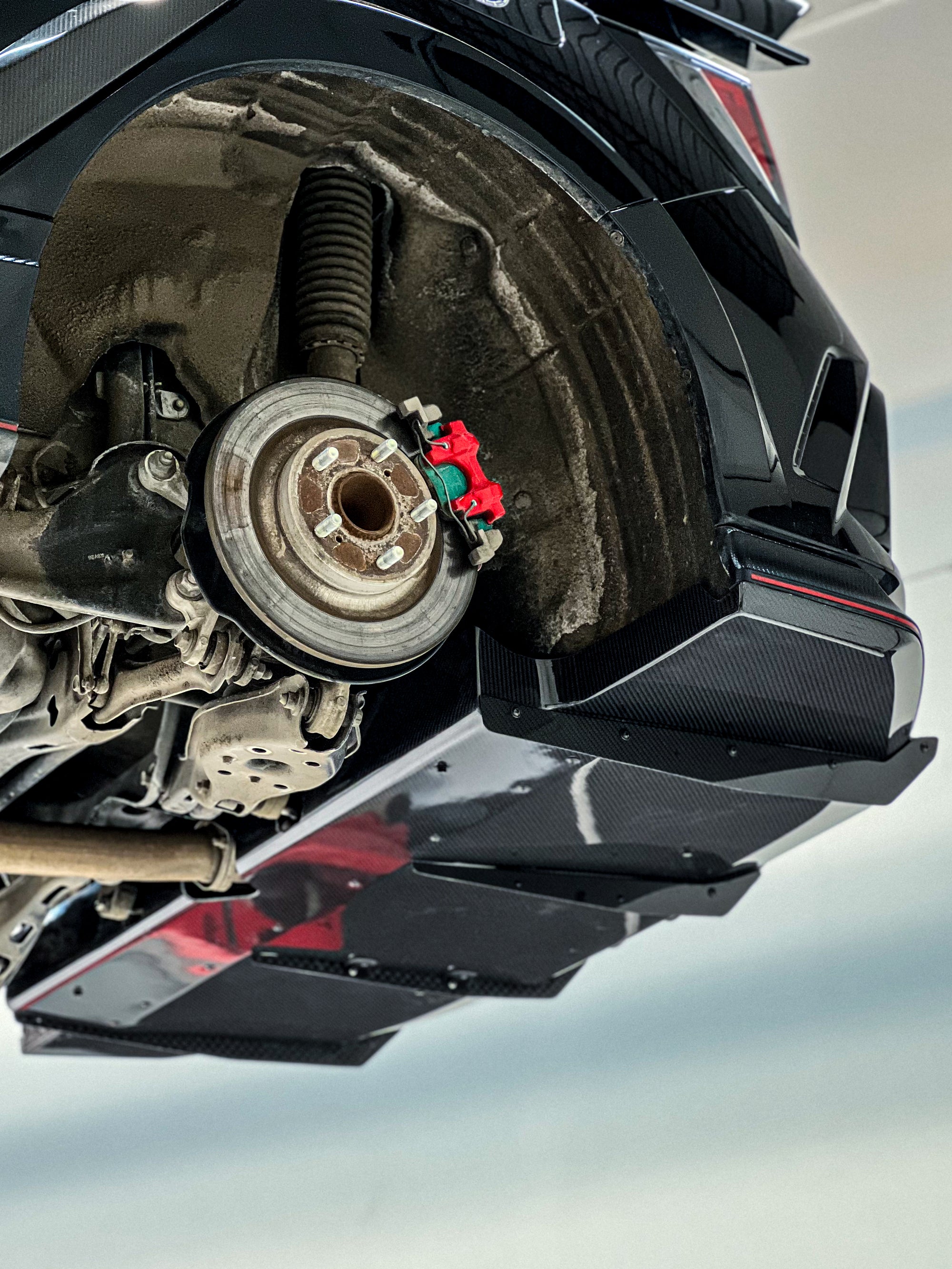 PRE-OWNED VARIS CARBON DIFFUSER CIVIC TYPE R FK8