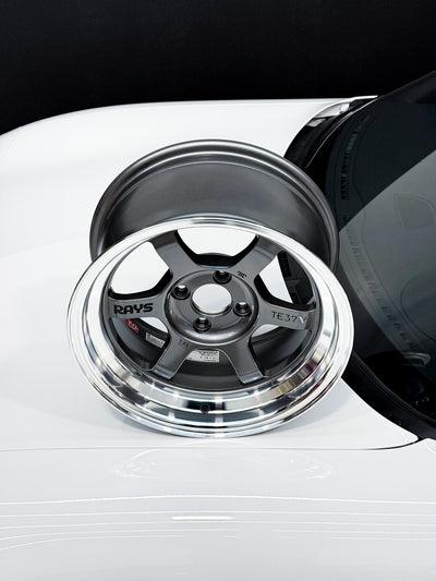 TE37V 15X8 ET0 4X100 GUNMETALLIC POLISH RIM