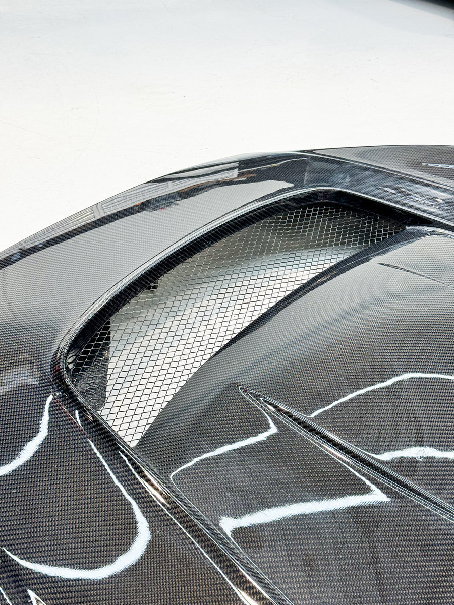 VARIS FK8 HOOD CARBON FIBER