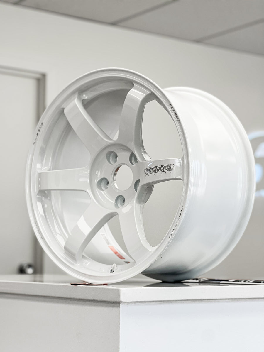 VOLK RACING TE37 SAGA S-PLUS 18X10 +35 5X114.3 DW