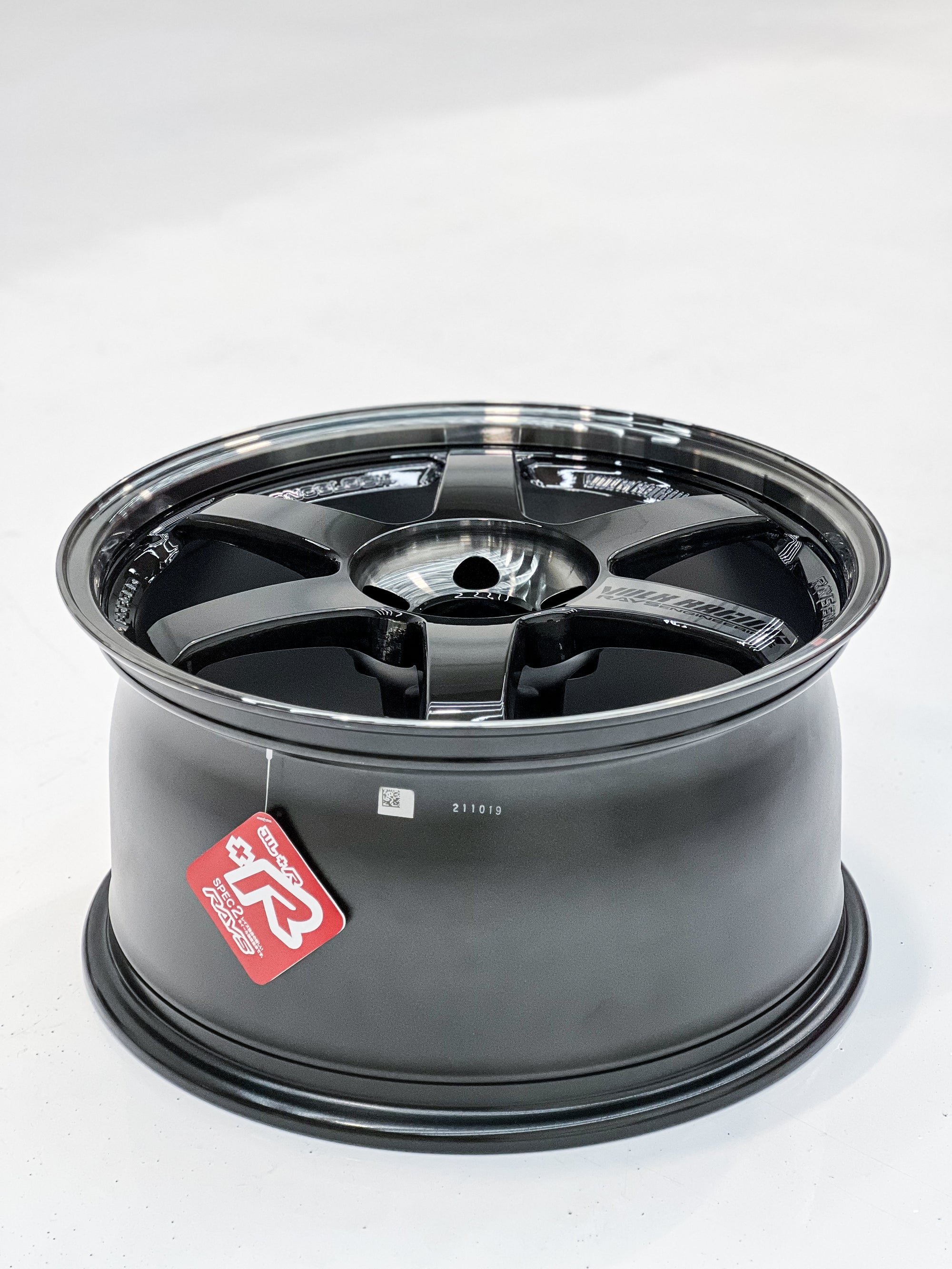 VOLK RACING TE37 SL 18X9.5 +40 5X114.3 PW