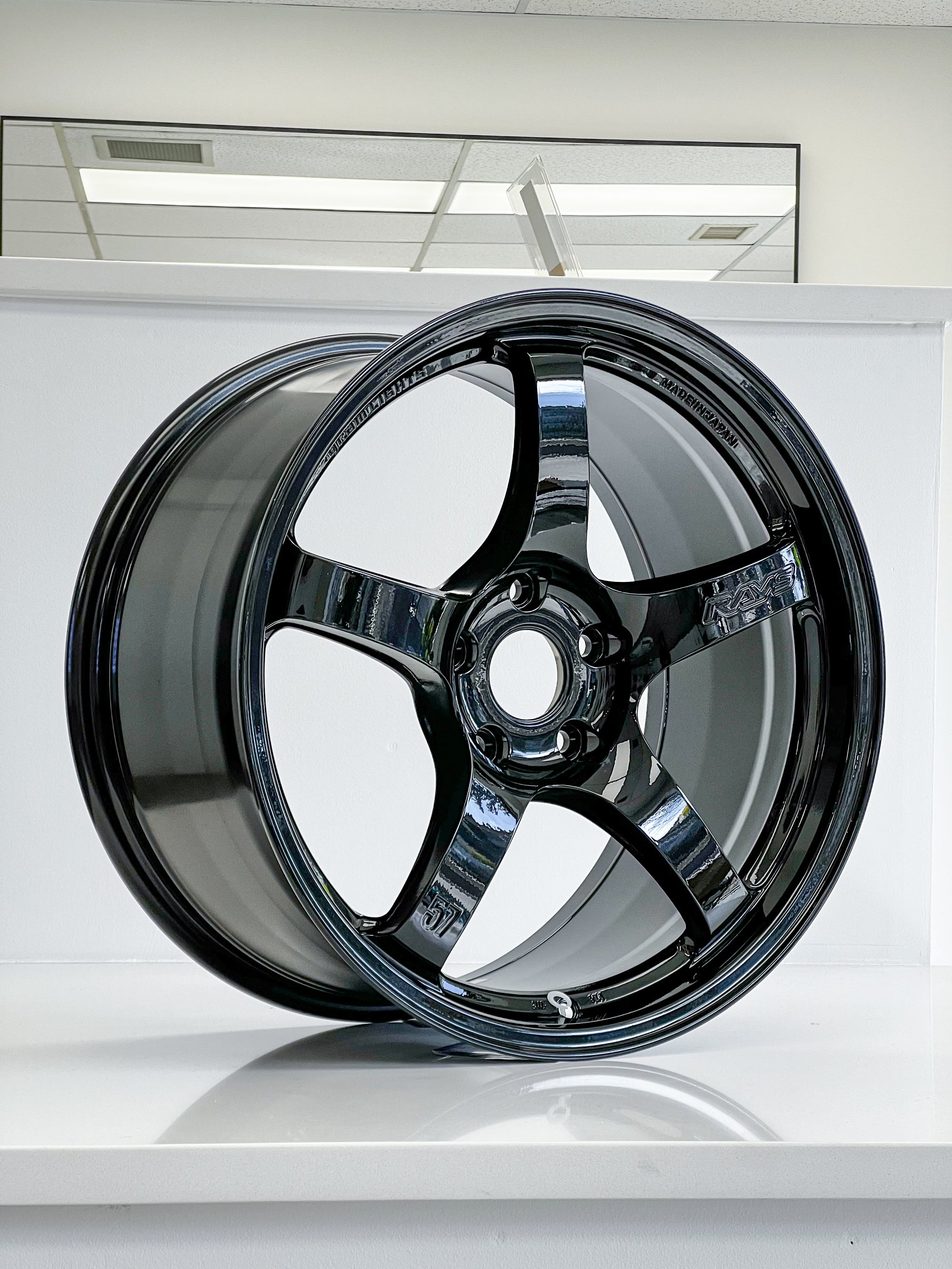 GRAM LIGHTS 57CR 18X9.5 +38 5X120 GX FK8 FK8 FL5