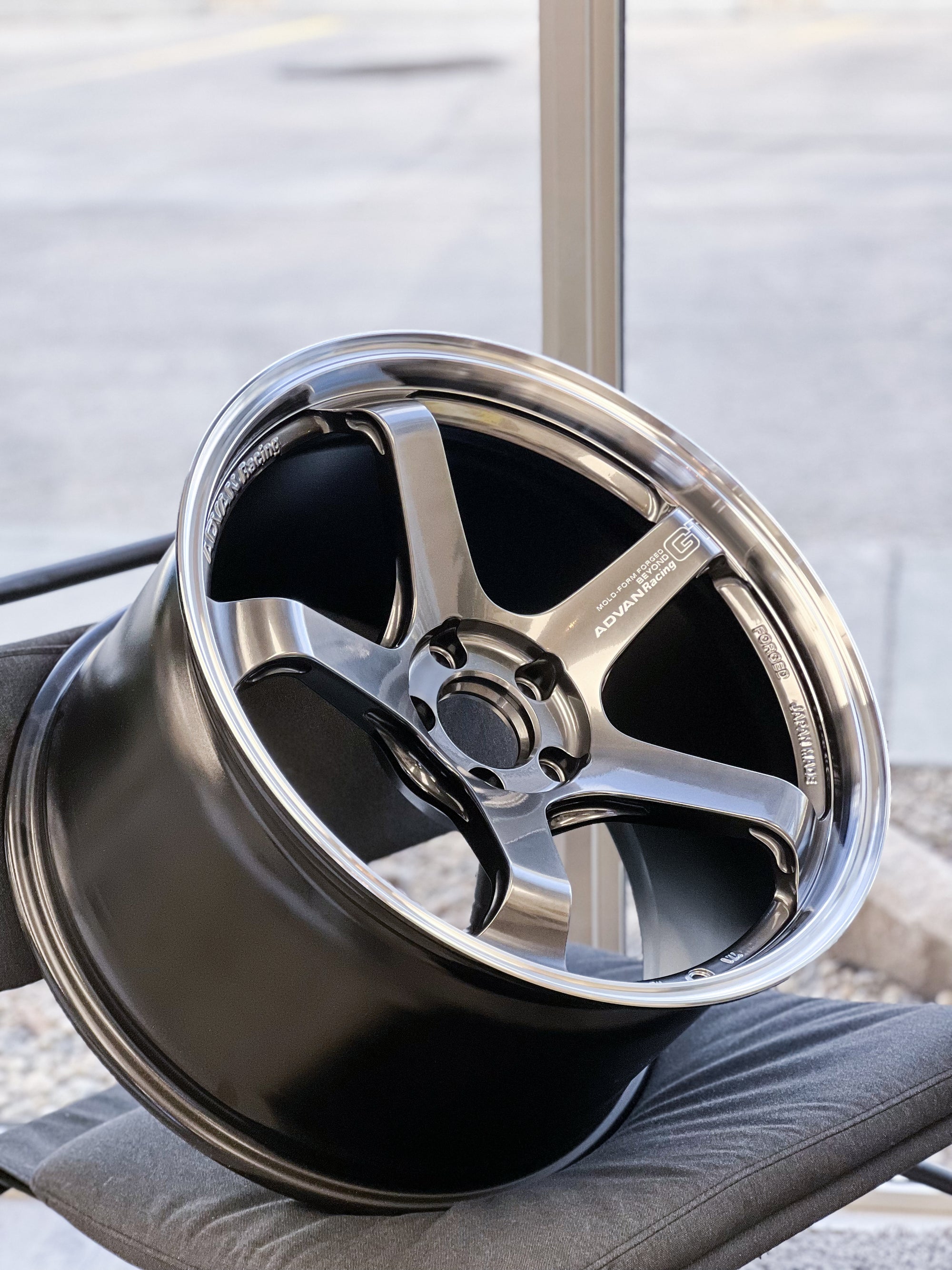 ADVAN RACING GT BEYOND 19X9.5 +25/19x11 +35 5X112 MHB