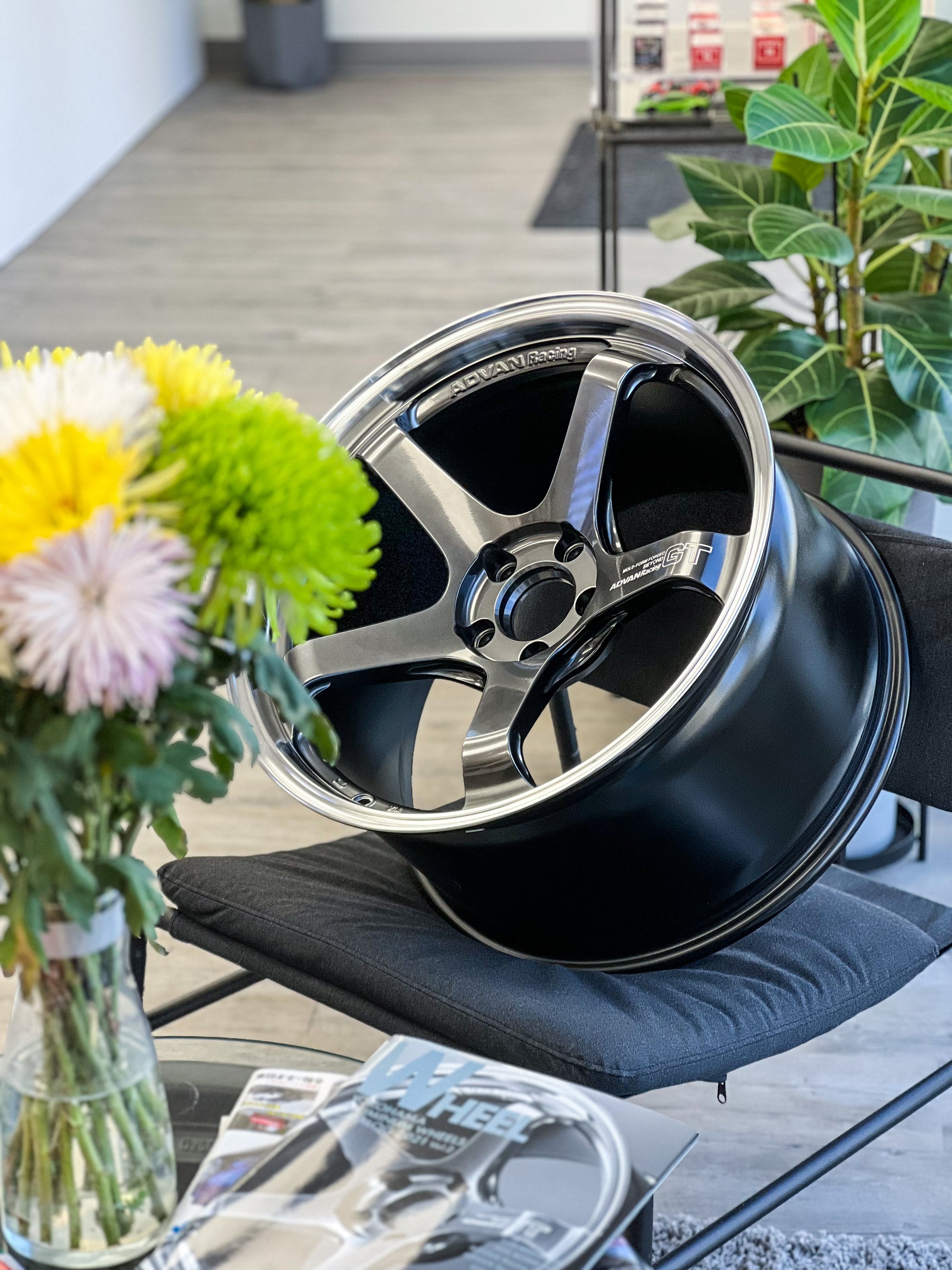 ADVAN RACING GT BEYOND 19X9.5 +25/19x11 +35 5X112 MHB