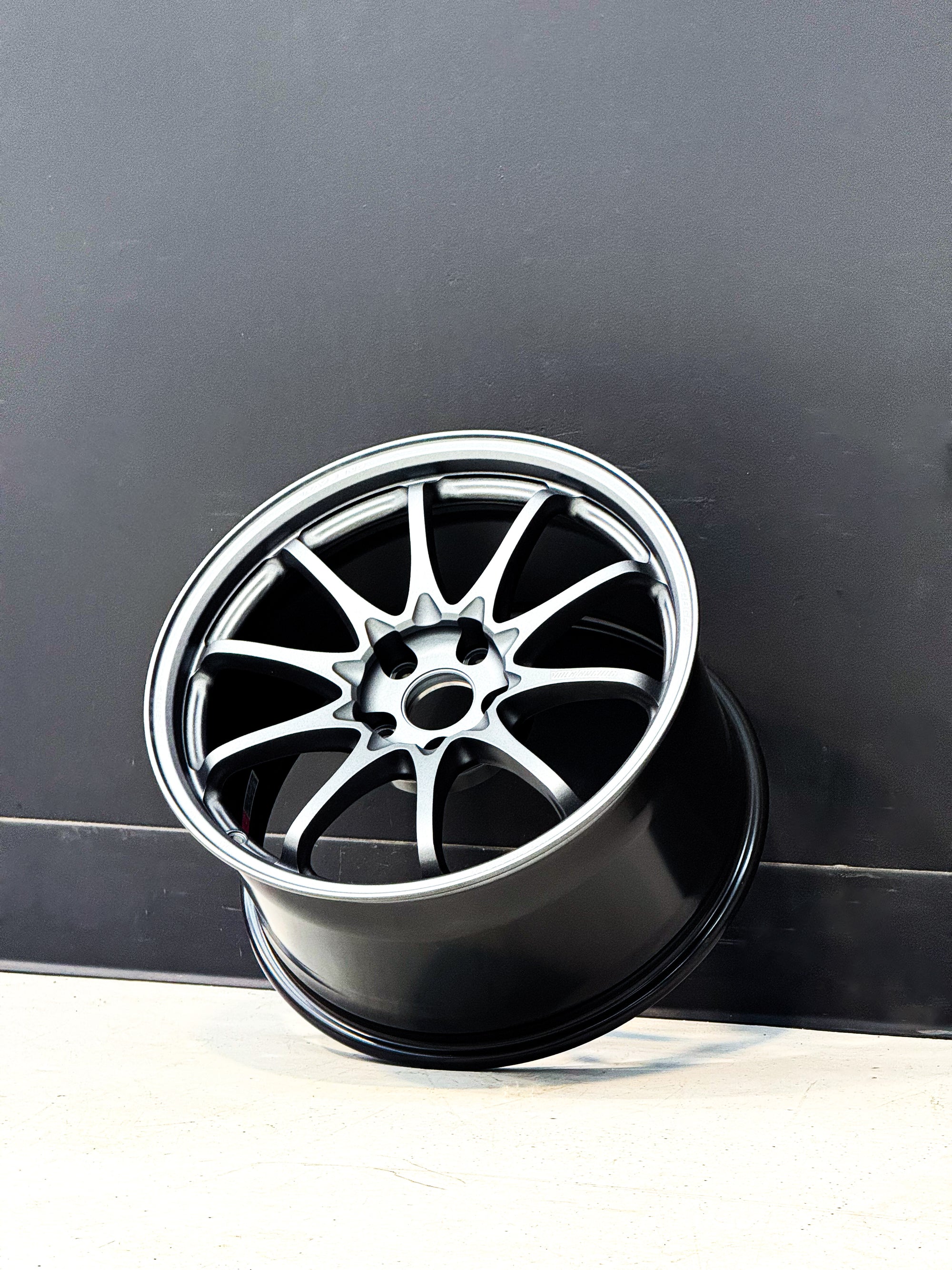 VOLK RACING CE28N-PLUS M-SPEC 18X10 +40 5X114.3 BW