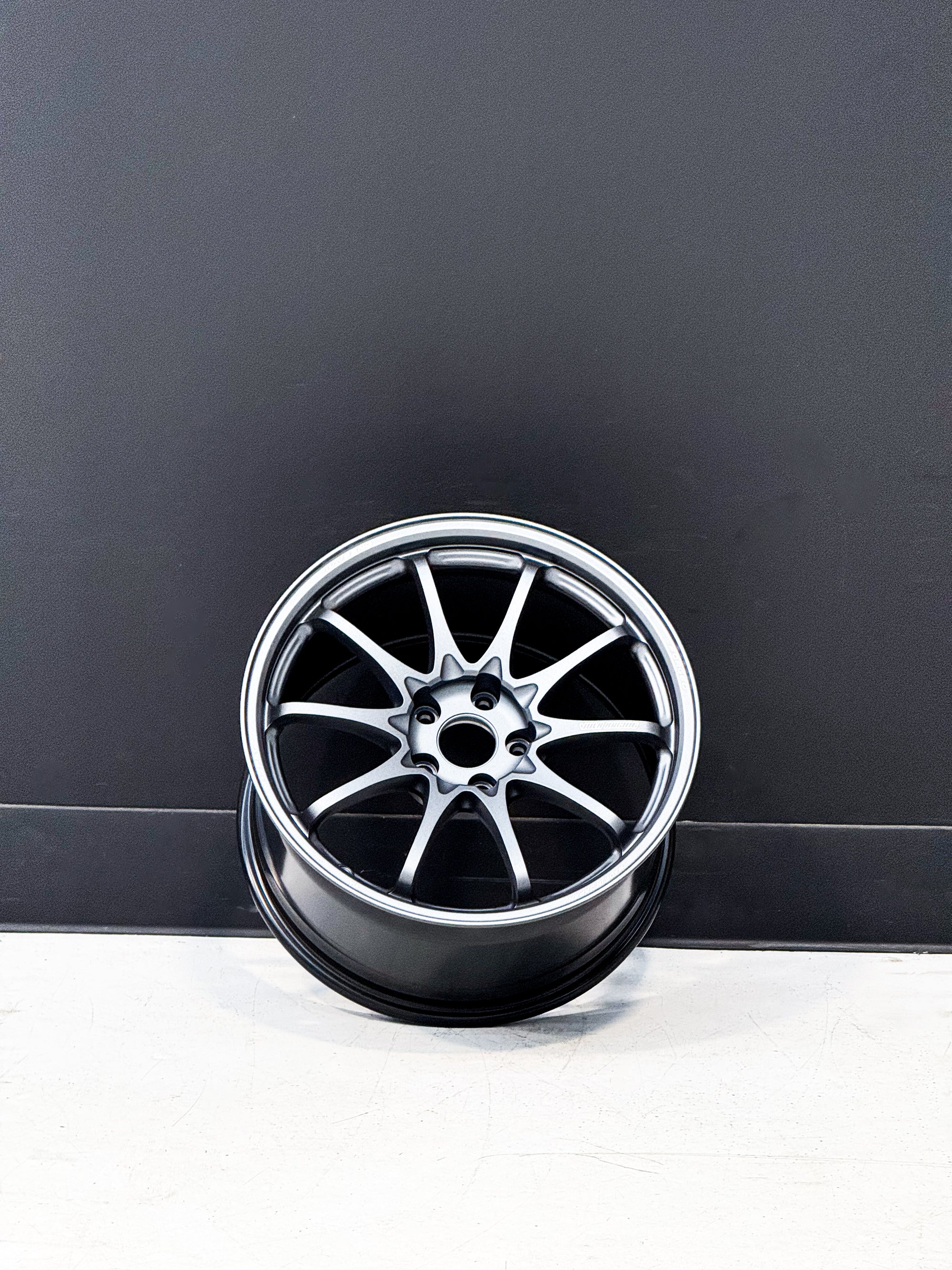 VOLK RACING CE28N-PLUS M-SPEC 18X10 +40 5X114.3 BW