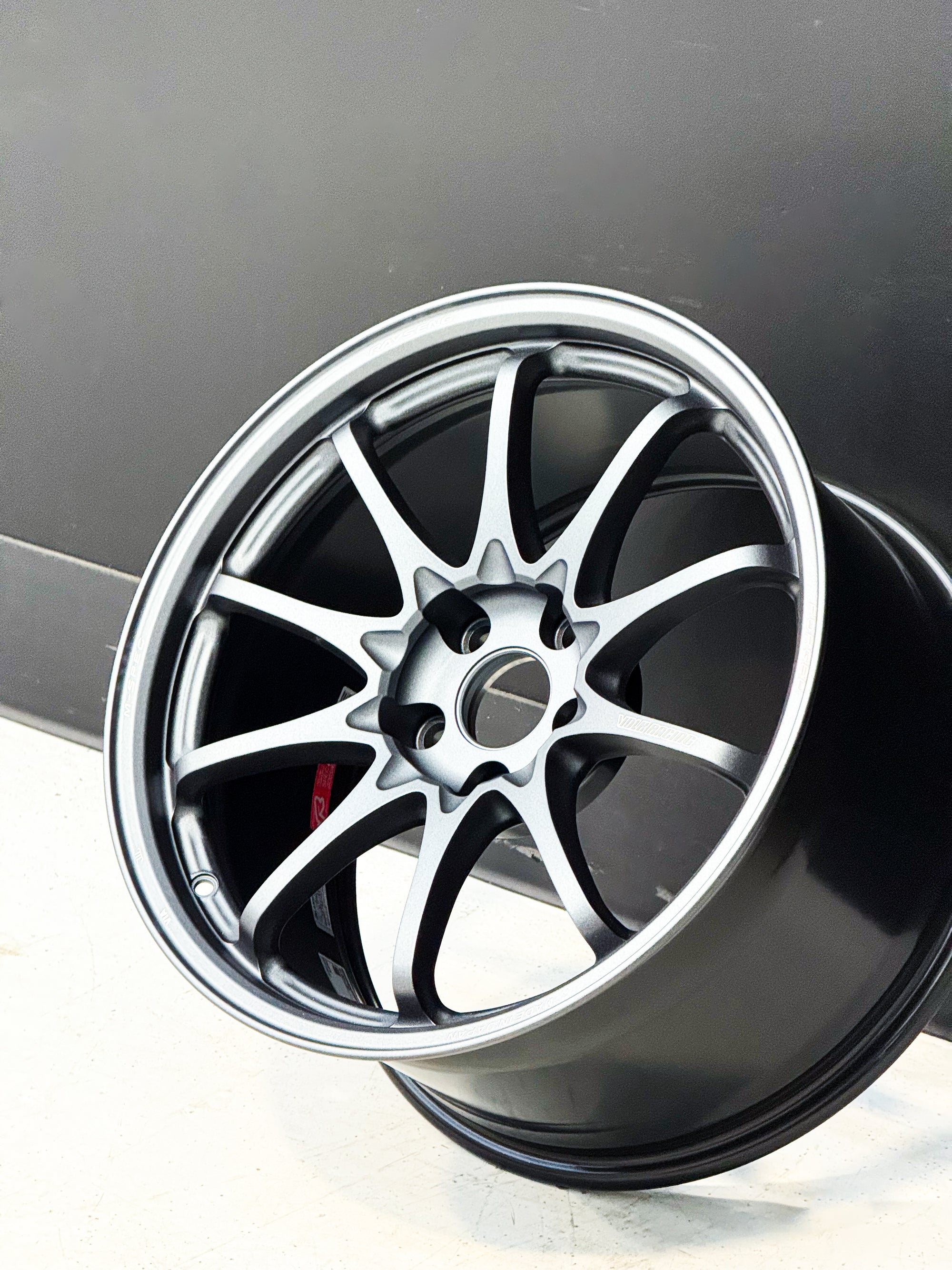 RAYS VOLK RACING CE28N&FALKEN ZIEX 18インチ Volk Racing CE28N-Plus - 18x9.5 / +22 / 5x114.3 *Set of 4