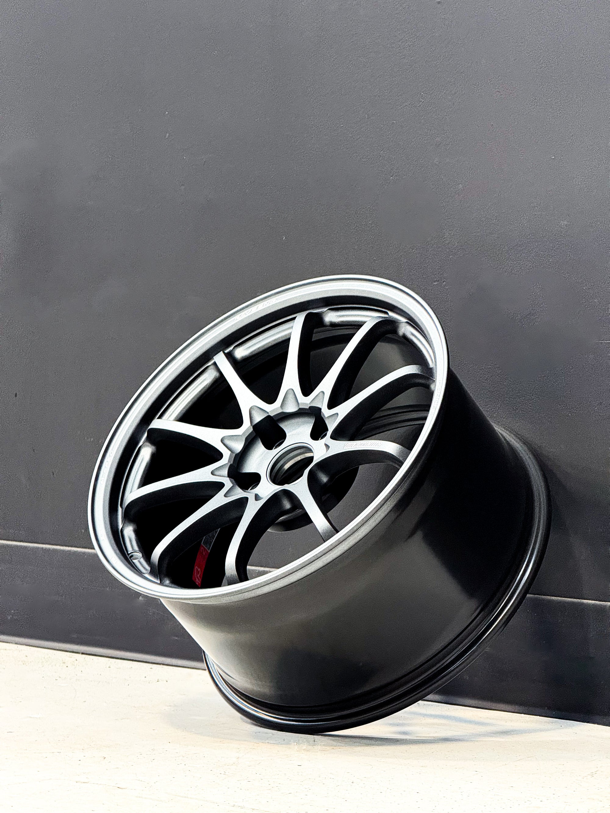 VOLK RACING CE28N-PLUS M-SPEC 18X10 +40 5X114.3 BW