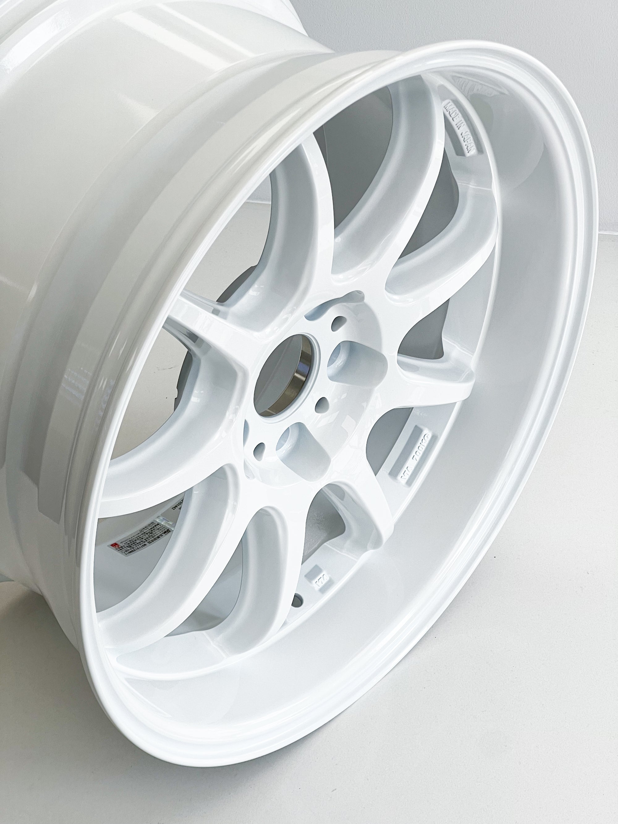 WORK EMOTION D9R 18X9.5 +38 5X114.3 WHT