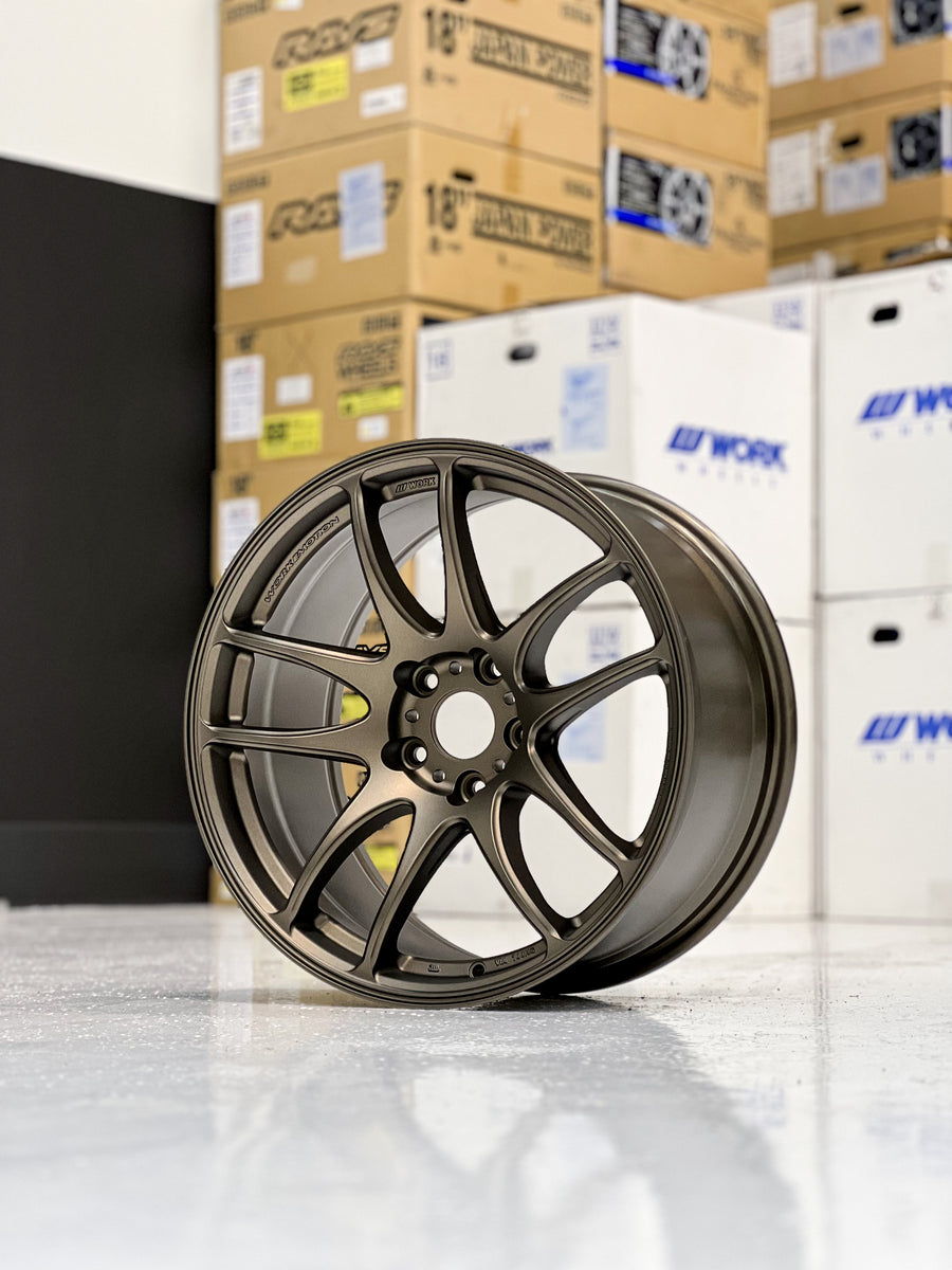 WORK EMOTION CR KIWAMI 18X9.5 +38 5X114.3 AHG