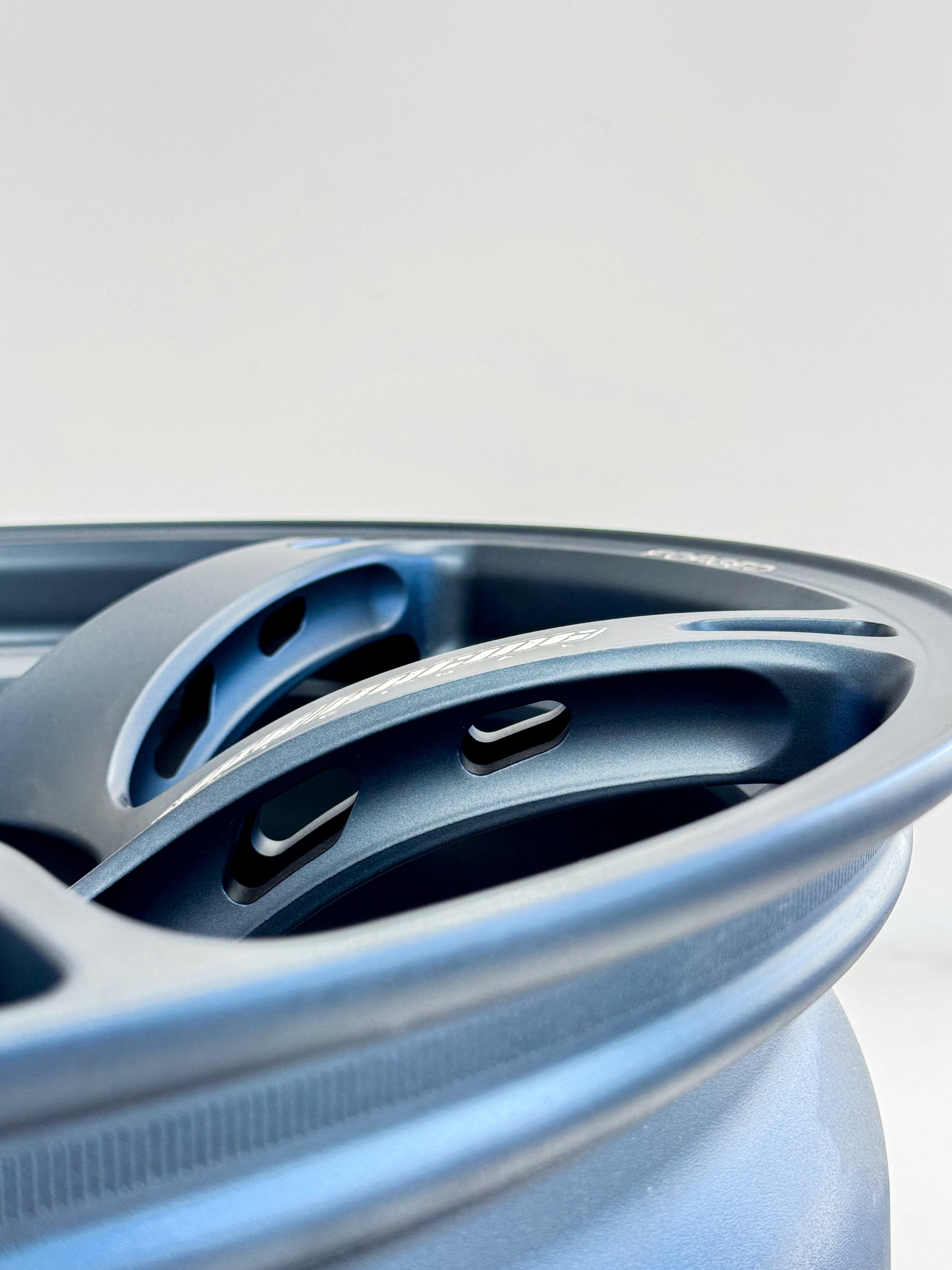 RAYS VOLK RACING TE037 18X10 +34 5X120 (DEMO) FK8 FL5