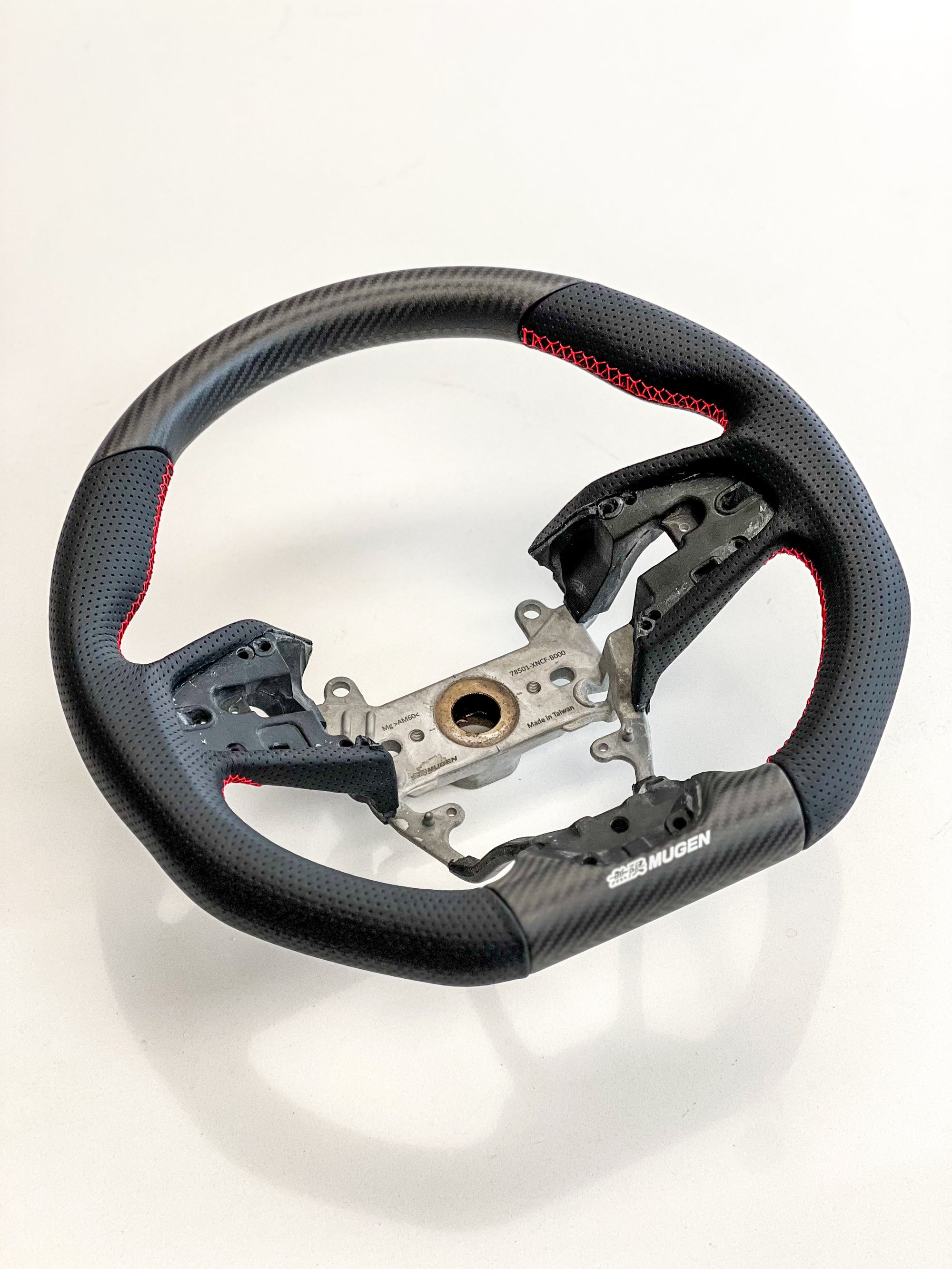 MUGEN FK8 DRY CARBON STEERING WHEEL