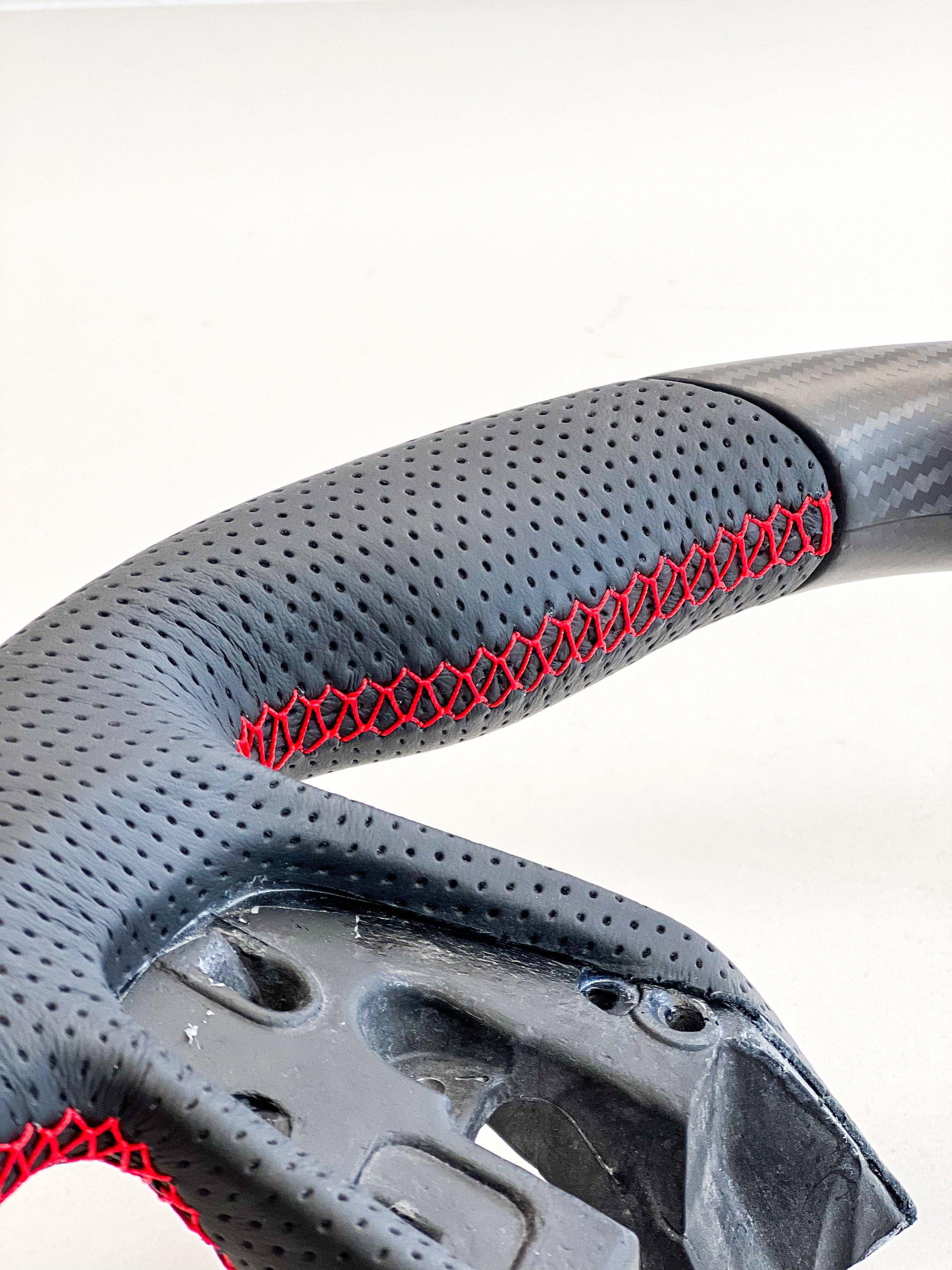 MUGEN FK8 DRY CARBON STEERING WHEEL