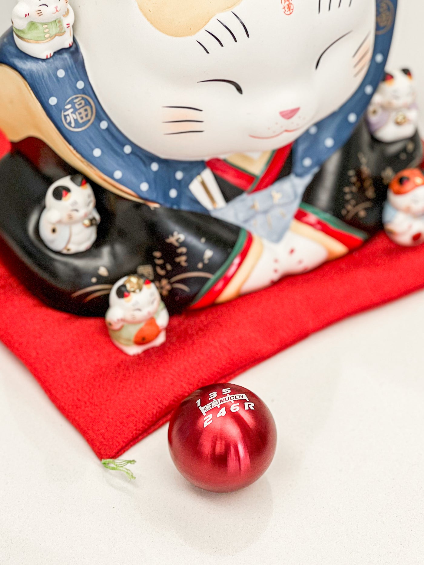 MUGEN SPHERE SHIFT KNOB 6MT RED