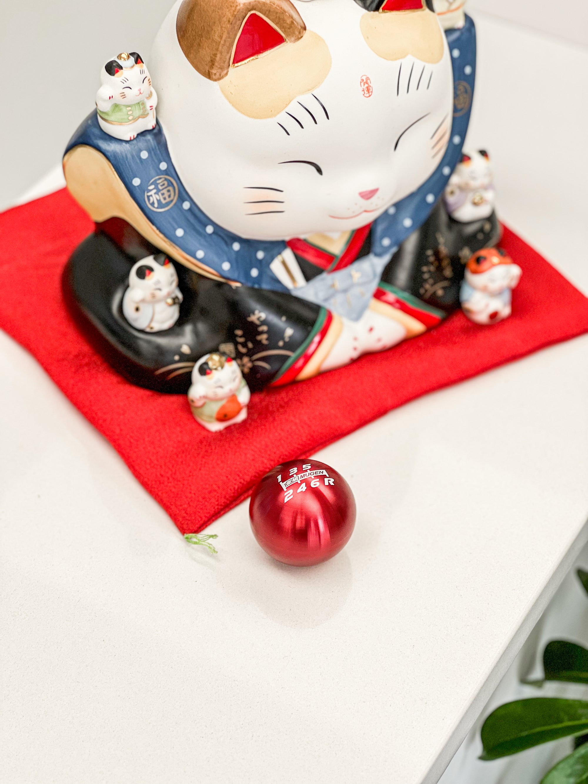 MUGEN SPHERE SHIFT KNOB 6MT RED