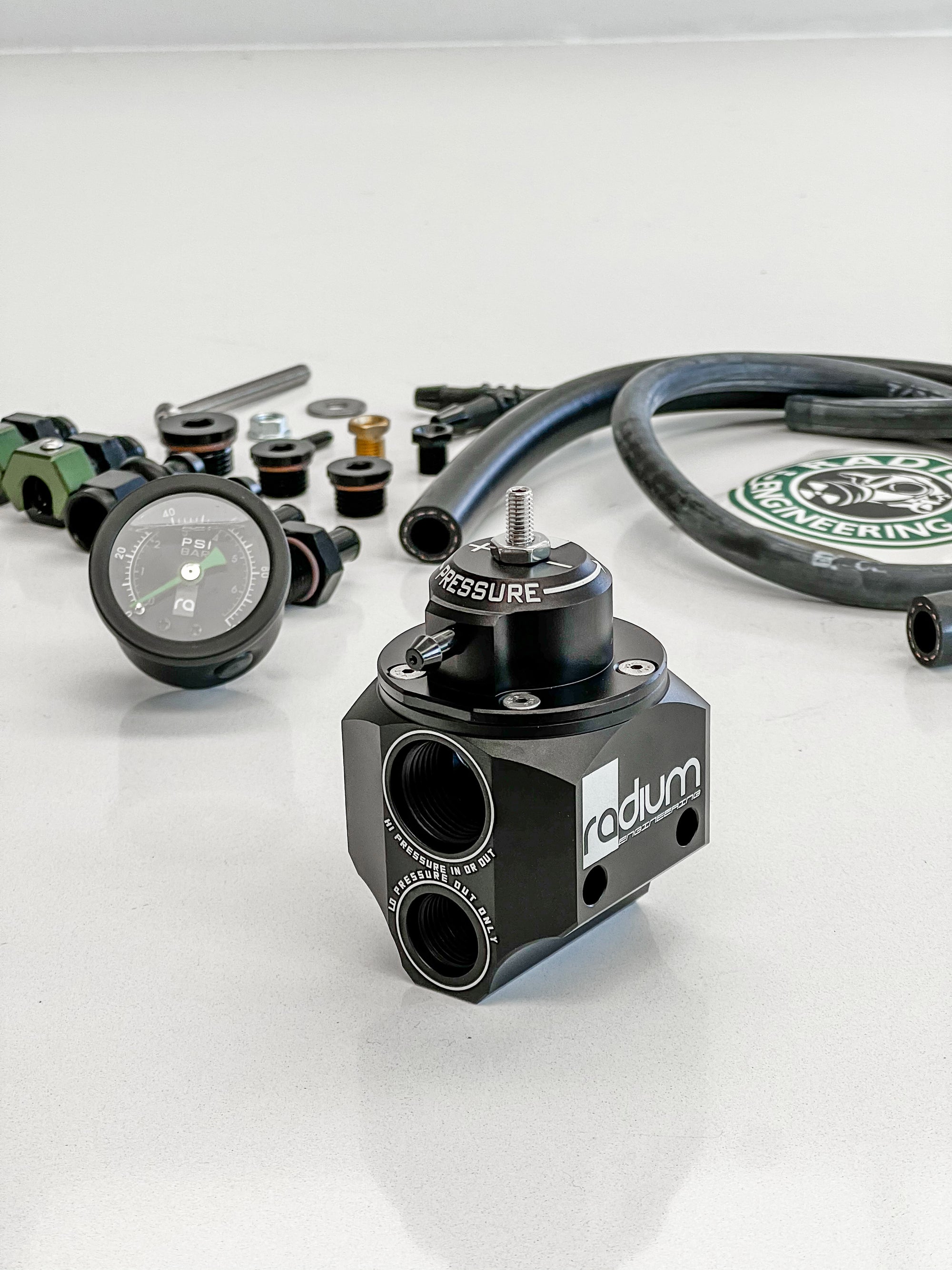 RADIUM ENGINEERING MULTI-PORT FUEL PRESSURE REGULATOR KIT
