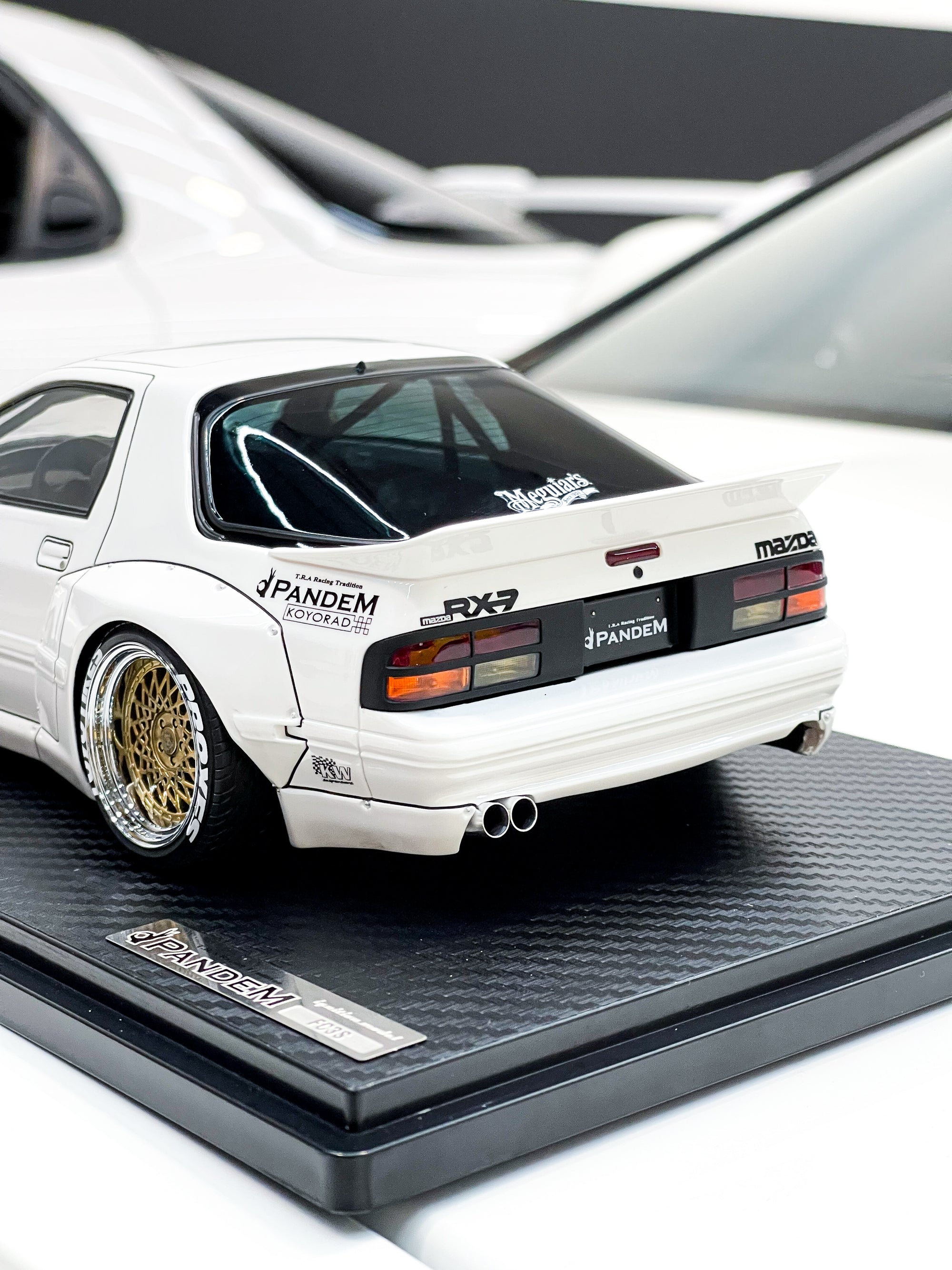 IGNITION MODEL PANDEM RX7 FC3S