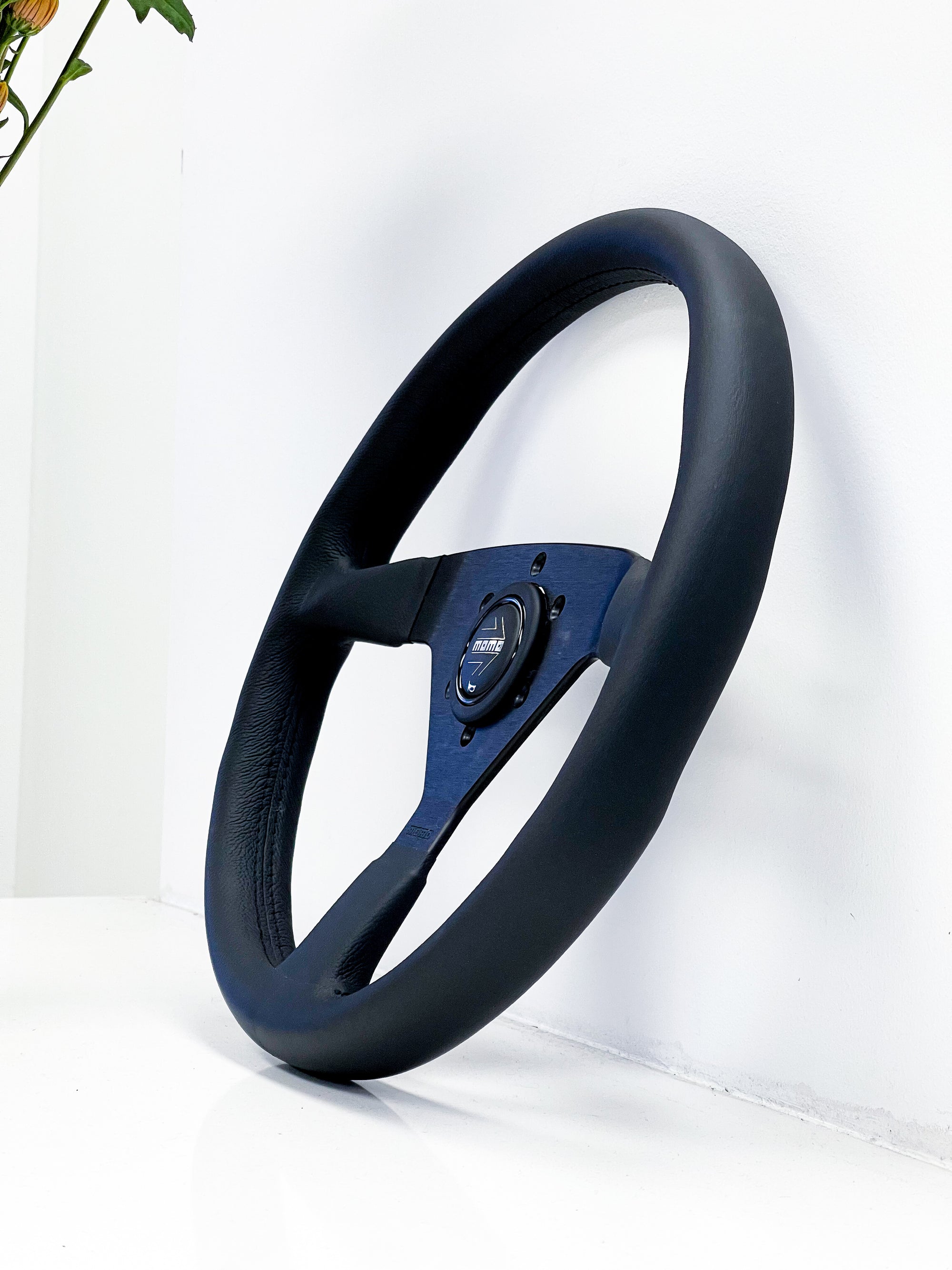 MOMO MONTE CARLO STEERING WHEEL LIMITED BLACK