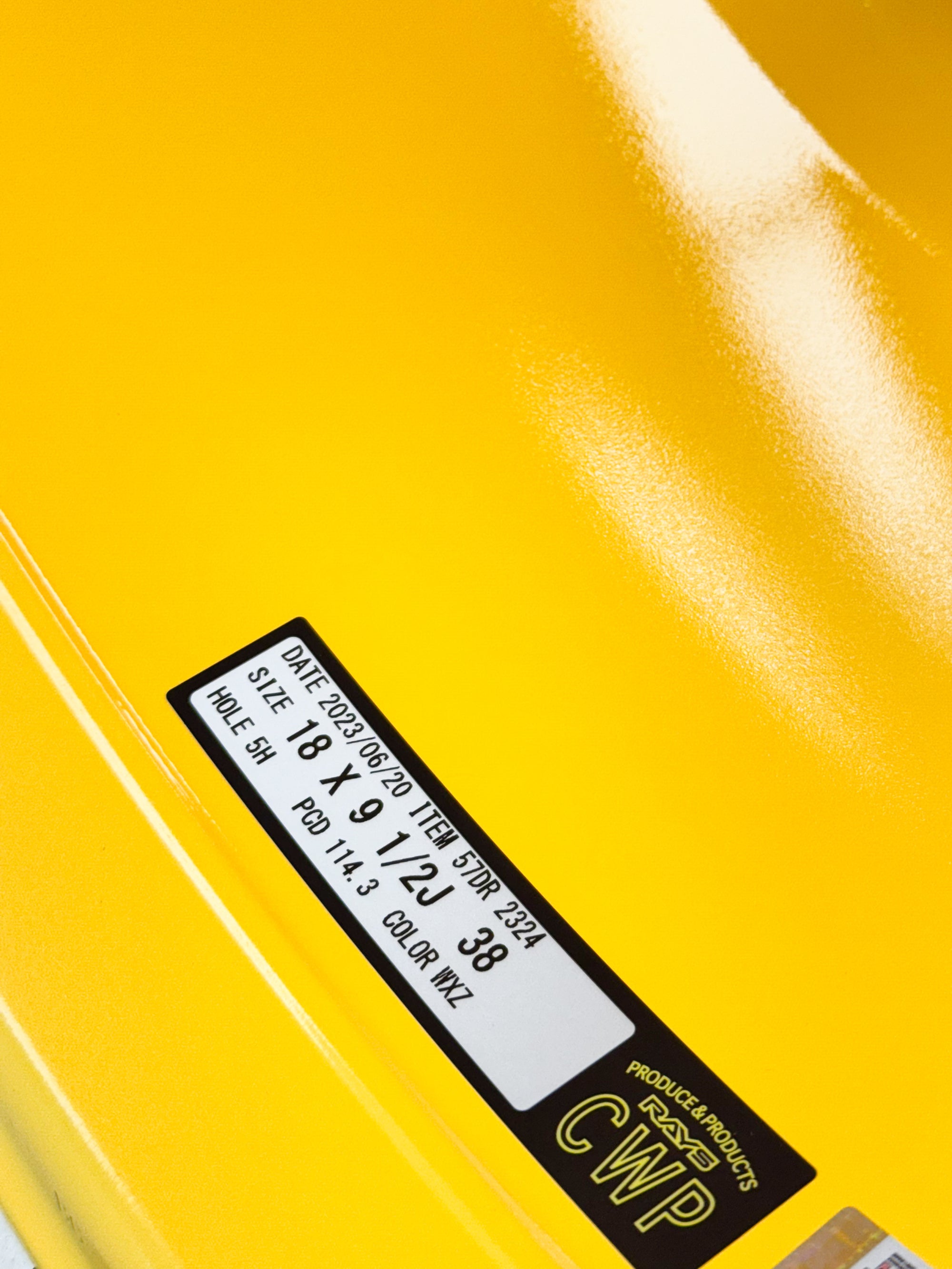 GRAM LIGHTS 57DR 2324 EDITION 18X9.5 +38 5X114.3 FY