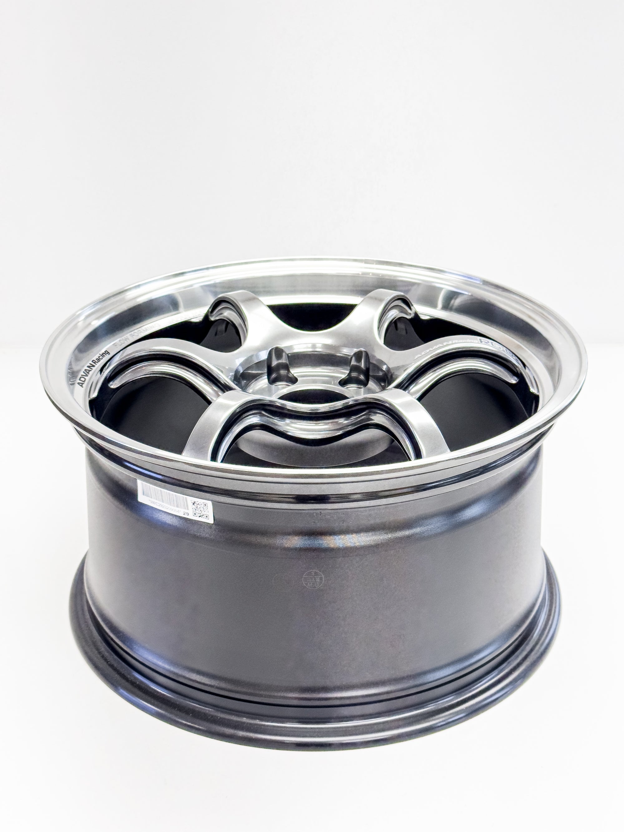 ADVAN RACING RG-D2 17X9 +45 5X114.3 MHB - Sub 60 Racing ADVAN RACING RG-D2 17X9 +45 5X114.3 MHB - Sub 60 Racing