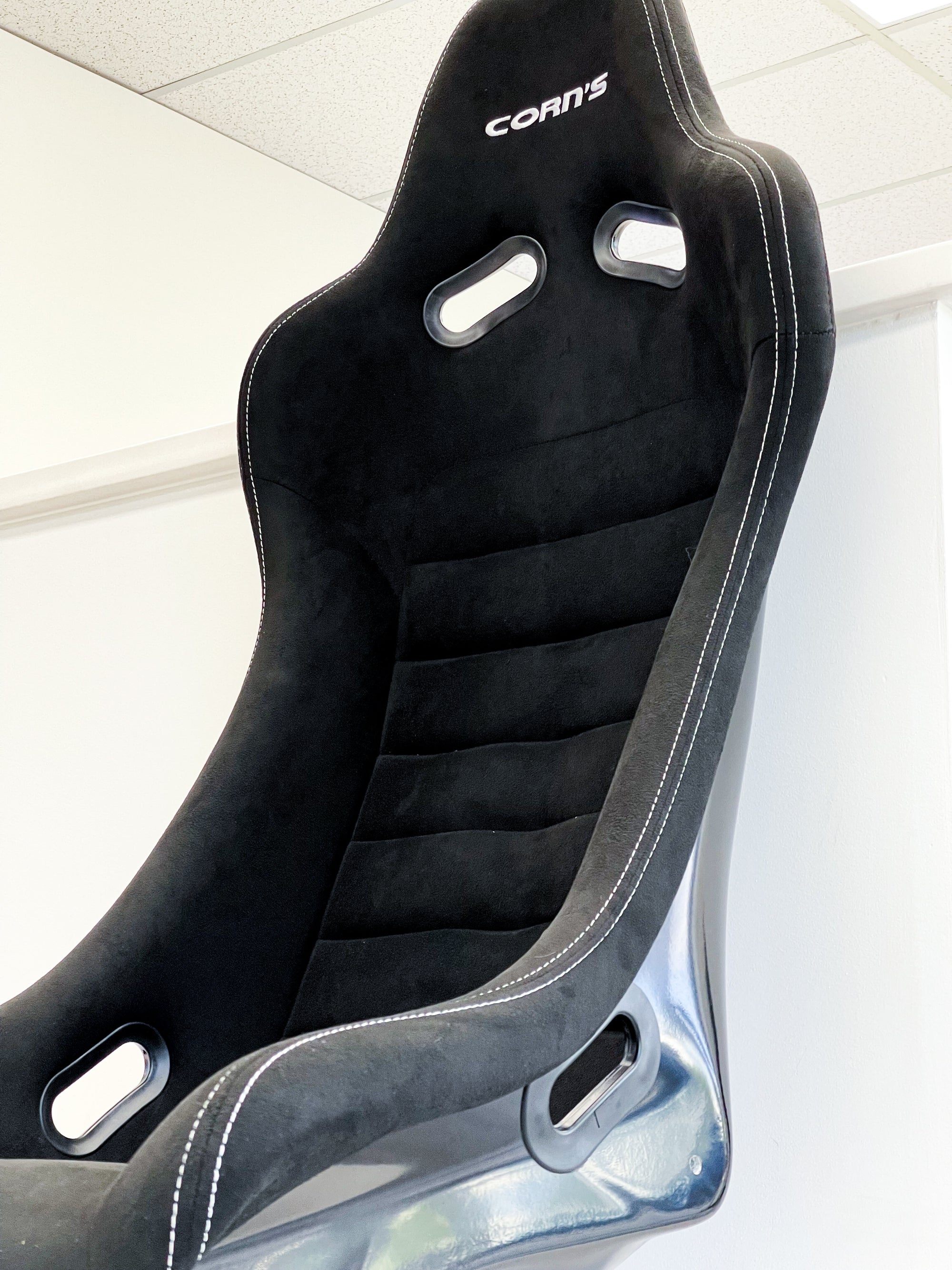 CAR MAKE CORN’S BUCKET SEAT DEMO