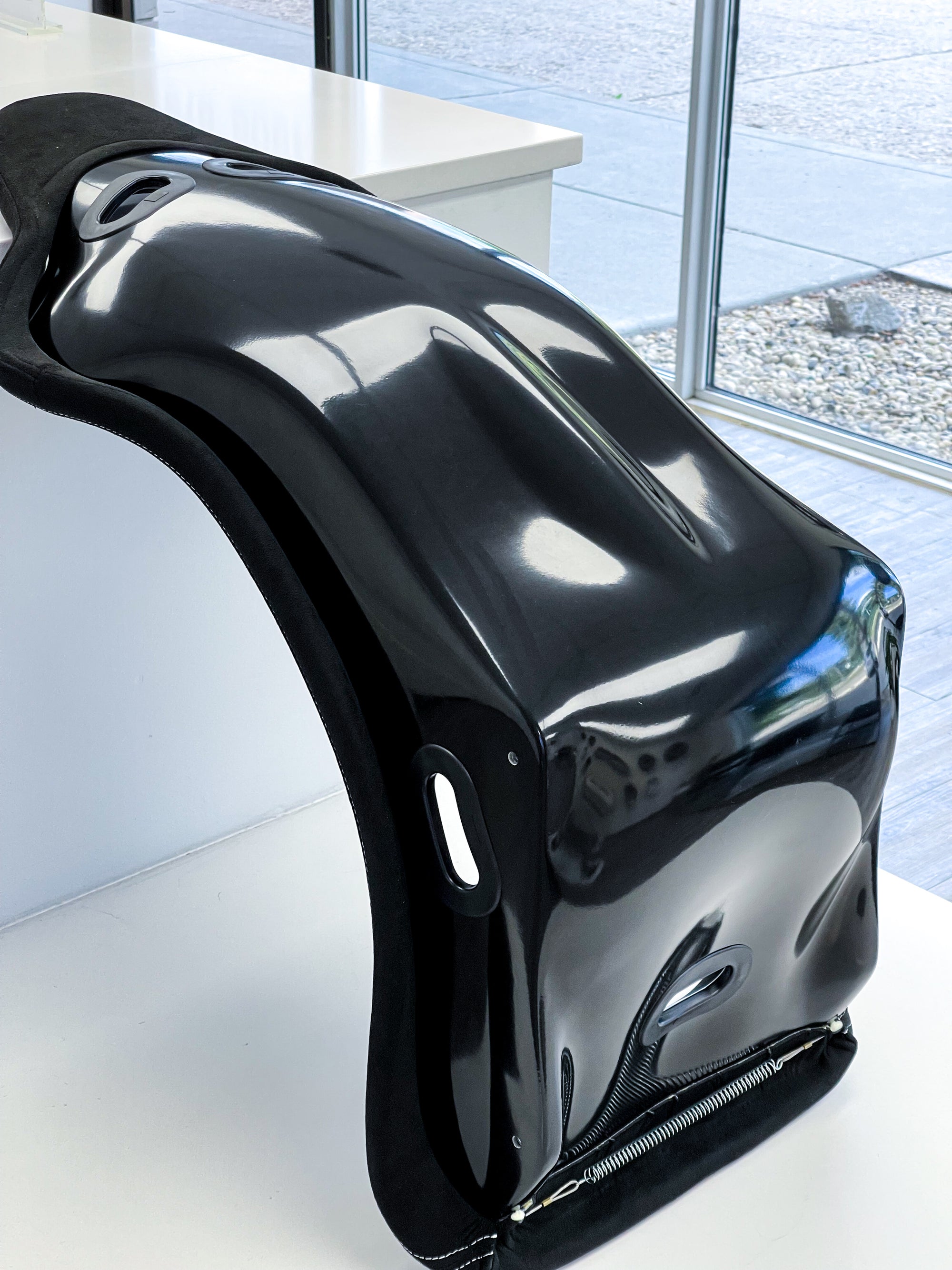 CAR MAKE CORN’S BUCKET SEAT DEMO