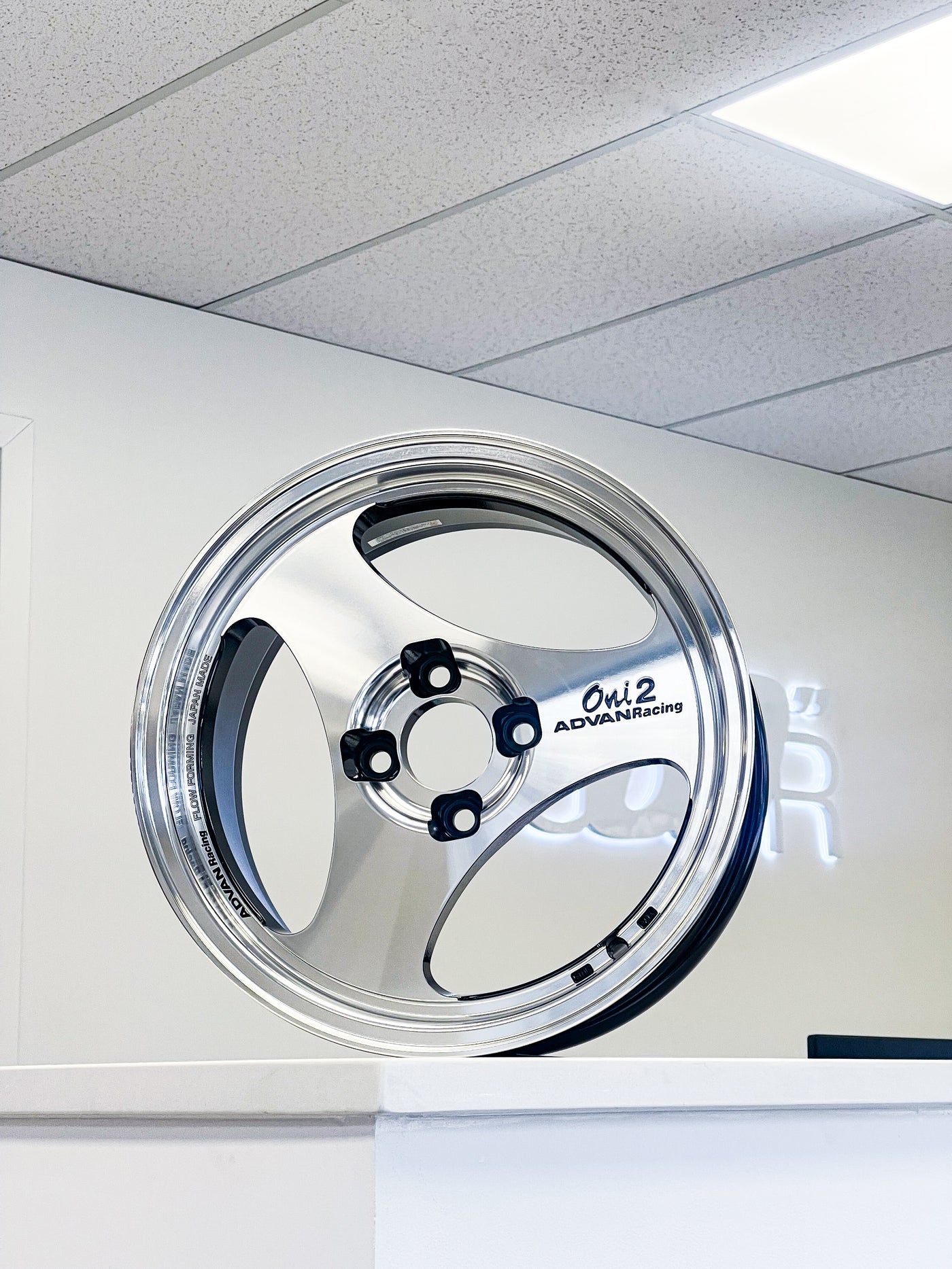 ADVAN ONI2 15X7.5 +40 4X100 MDC