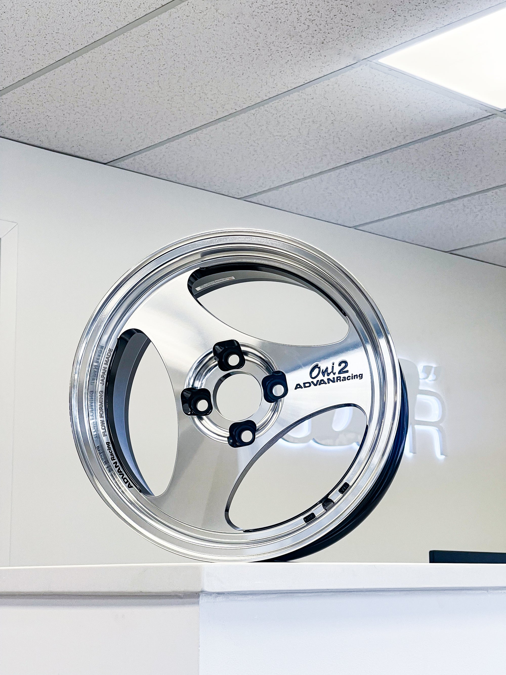 ADVAN ONI2 15X7.5 +40 4X100 MDC