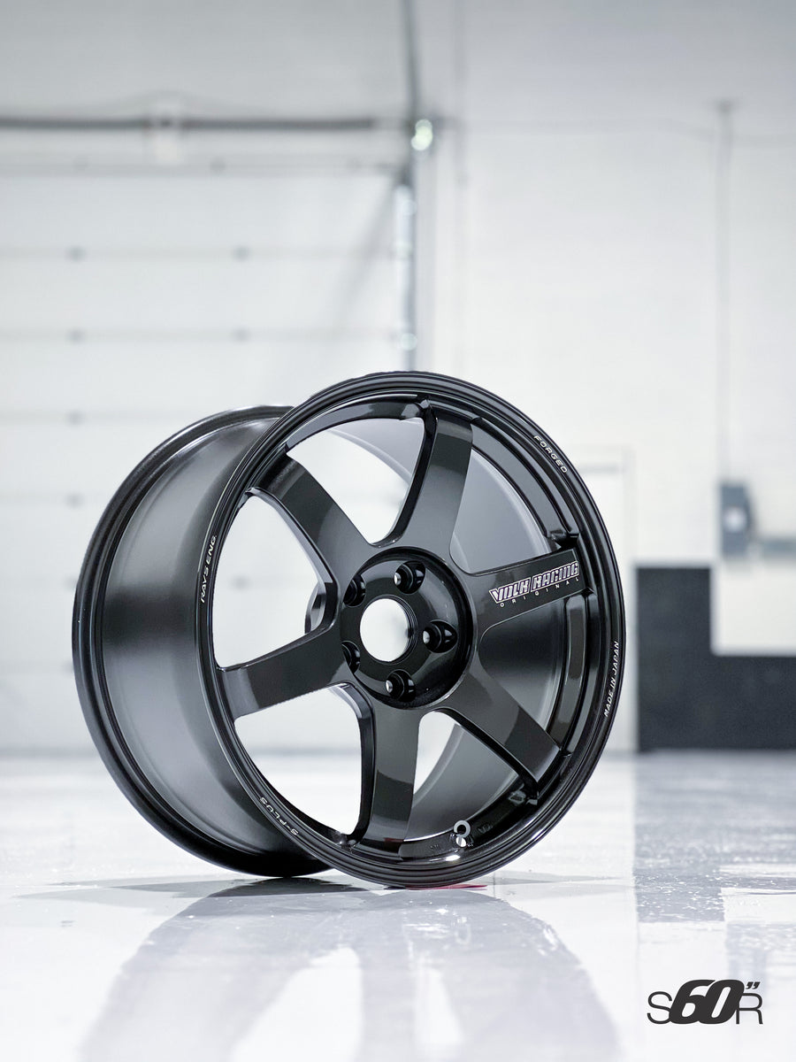 VOLK RACING TE37 SAGA S-PLUS 18X9.5 +38 5X114.3 MM